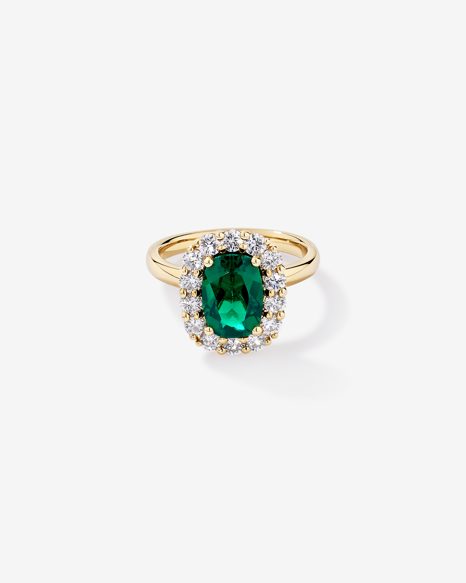 Création de la bague halo en diamant TW 0,96 carat or 10 carats