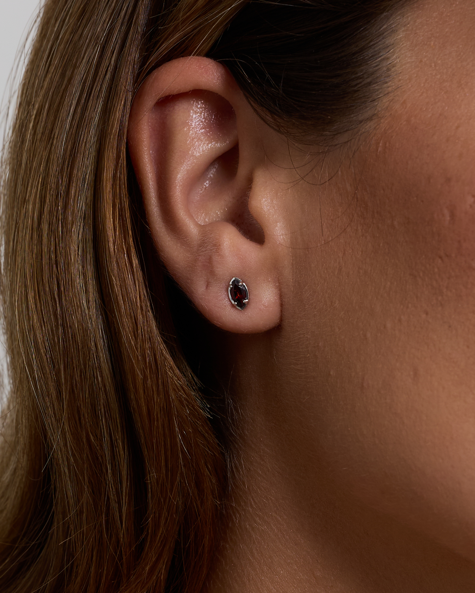Boucles d’oreilles en grenat taille marquise en argent sterling