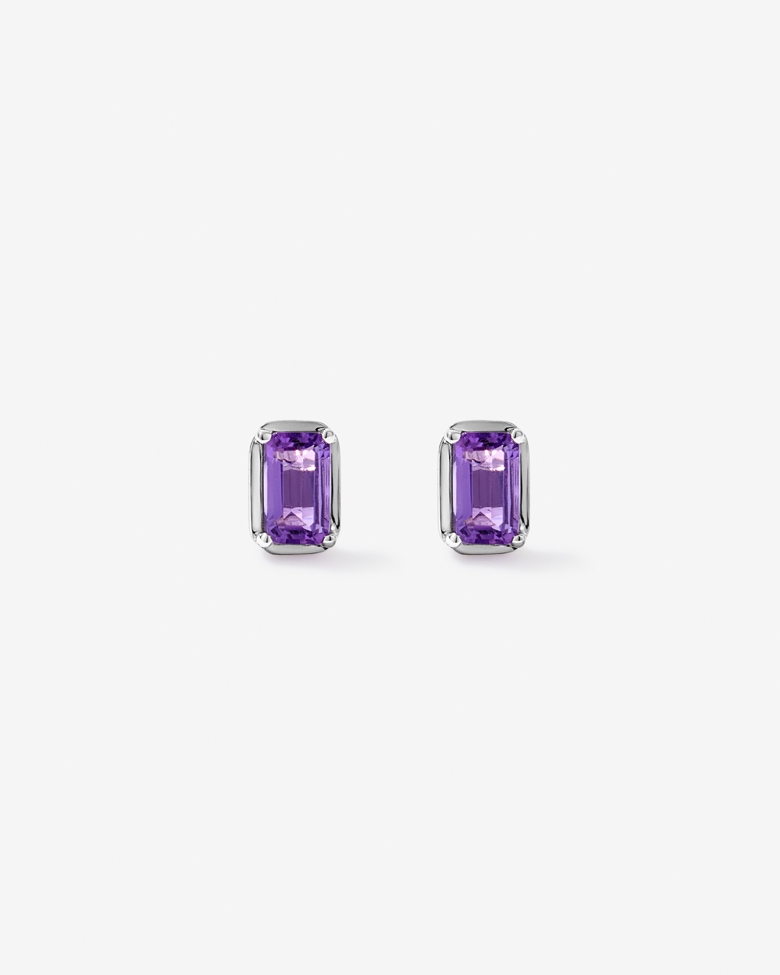 Boucles d’oreilles en améthyste taille émeraude en argent sterling