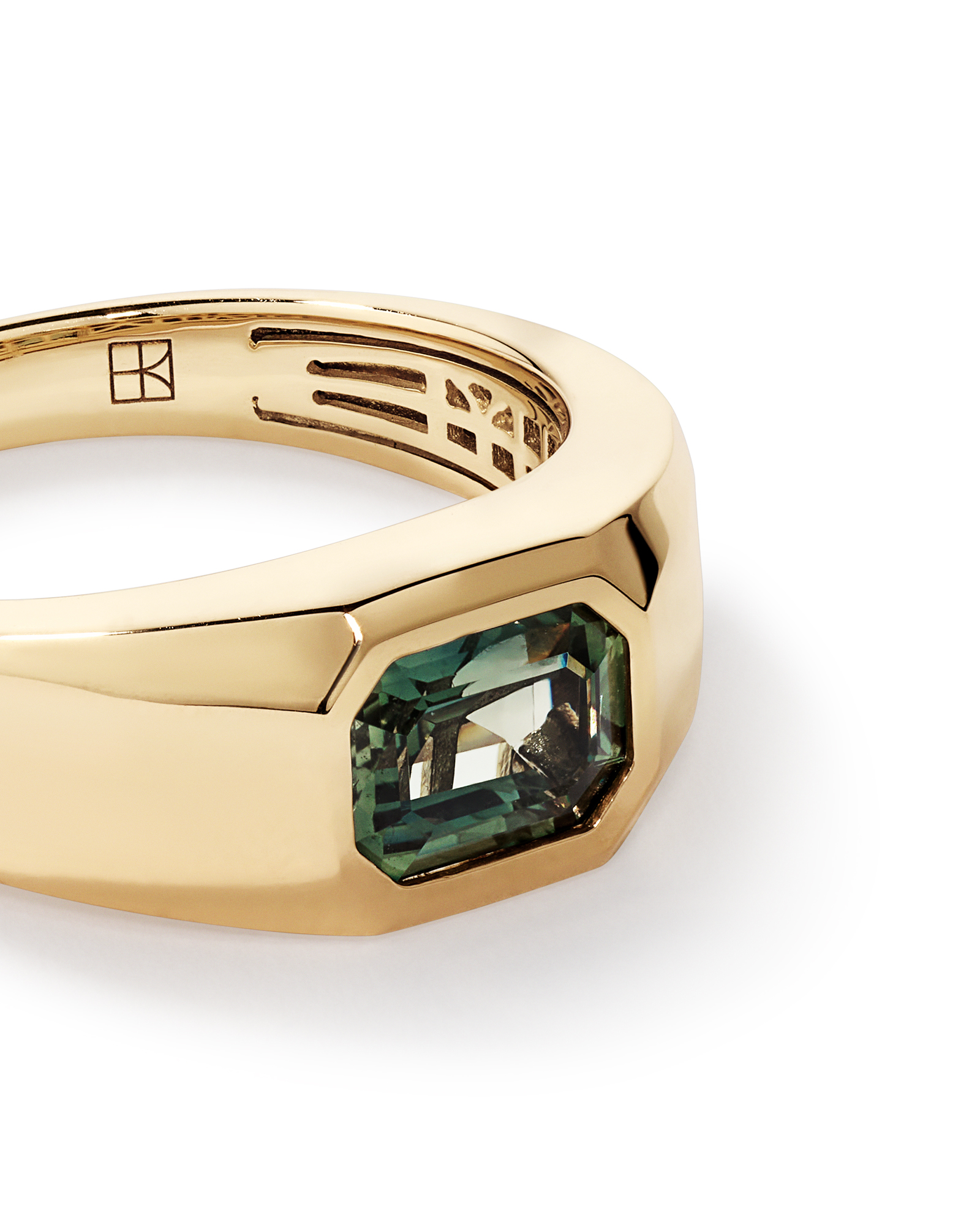 Bezel Set Green Sapphire Gemstone Solitaire Men's Ring in 10kt Yellow Gold