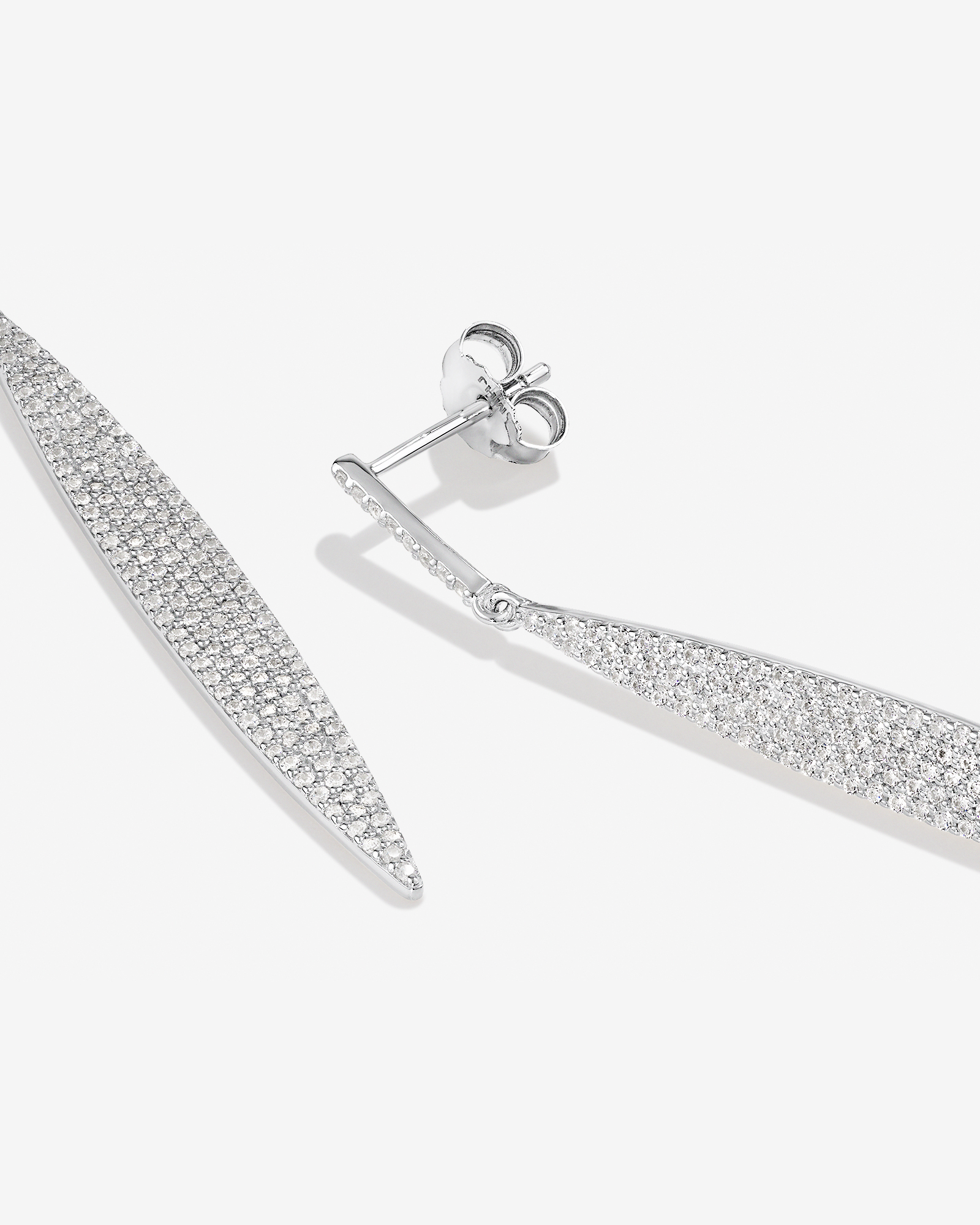 Boucles d'oreilles en argent sterling avec zircon cubique