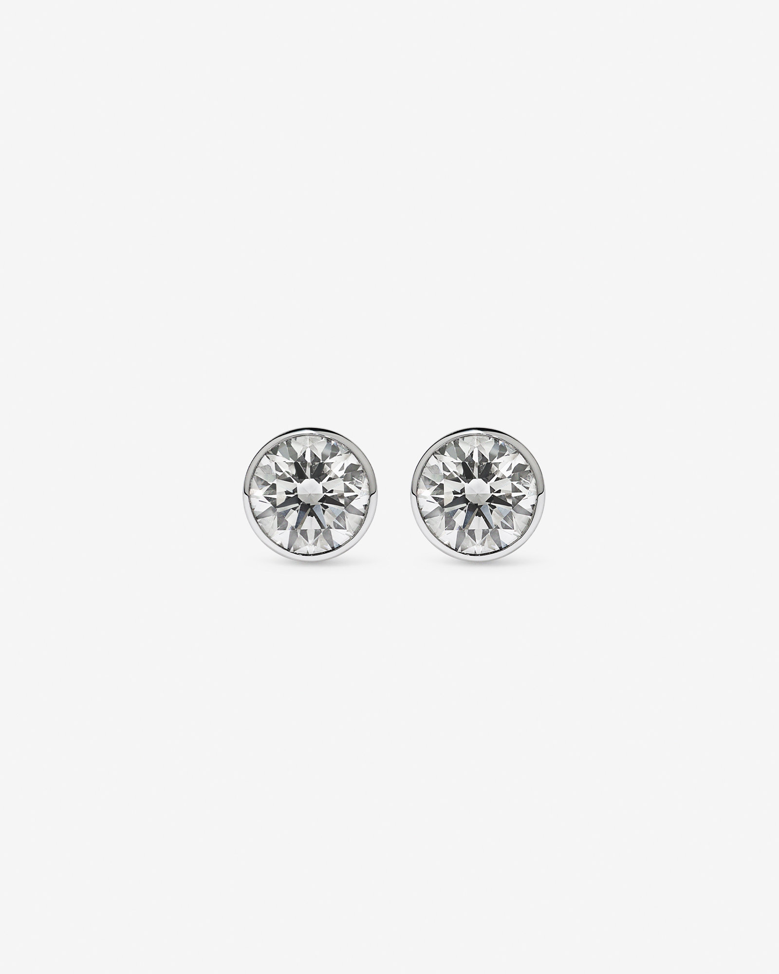 1.00TW Lab Diamond Seemless Stud Earrings in 10kt Gold