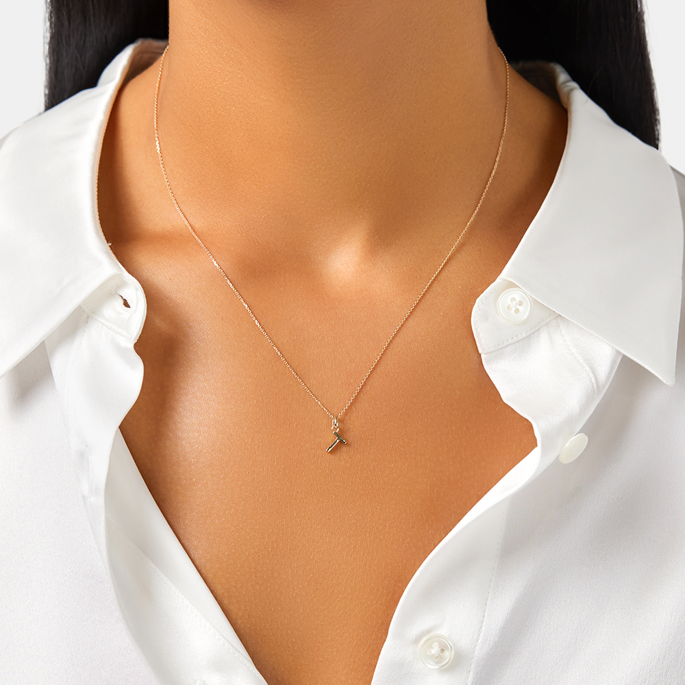 Pendentif « T » en or jaune 10 K