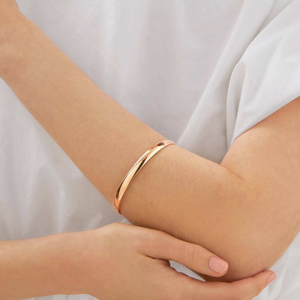 65mm Round Bangle in 10kt Rose Gold