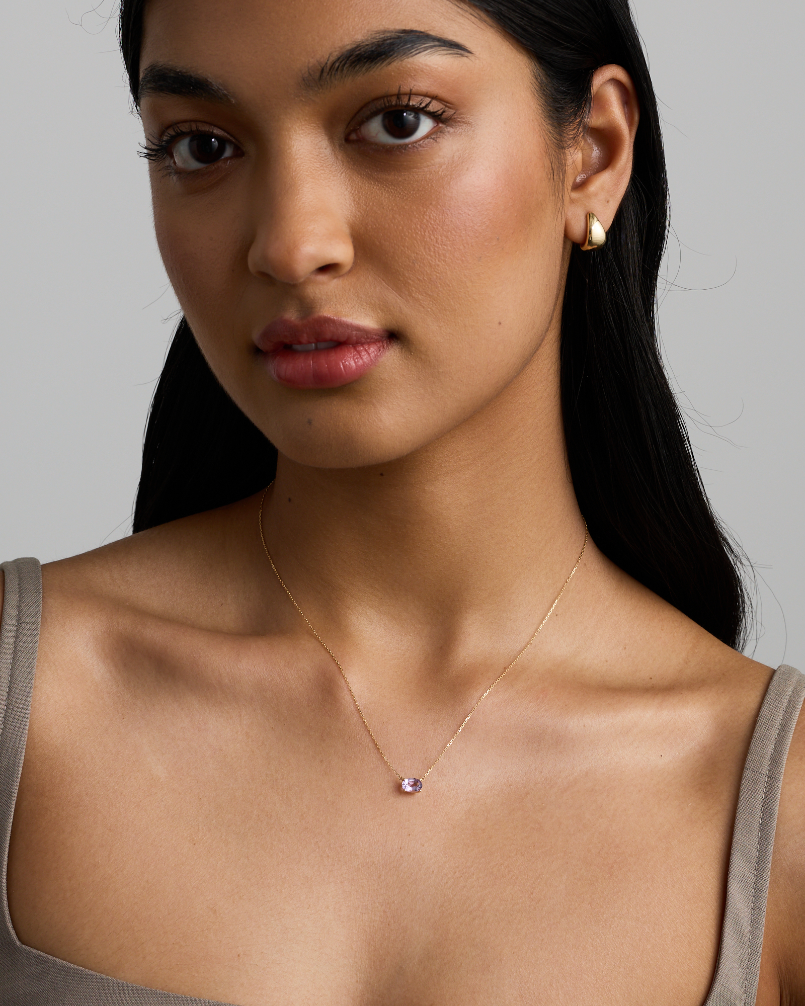 Oval East-West Rose Amethyst Necklace in 10kt Yellow Gold