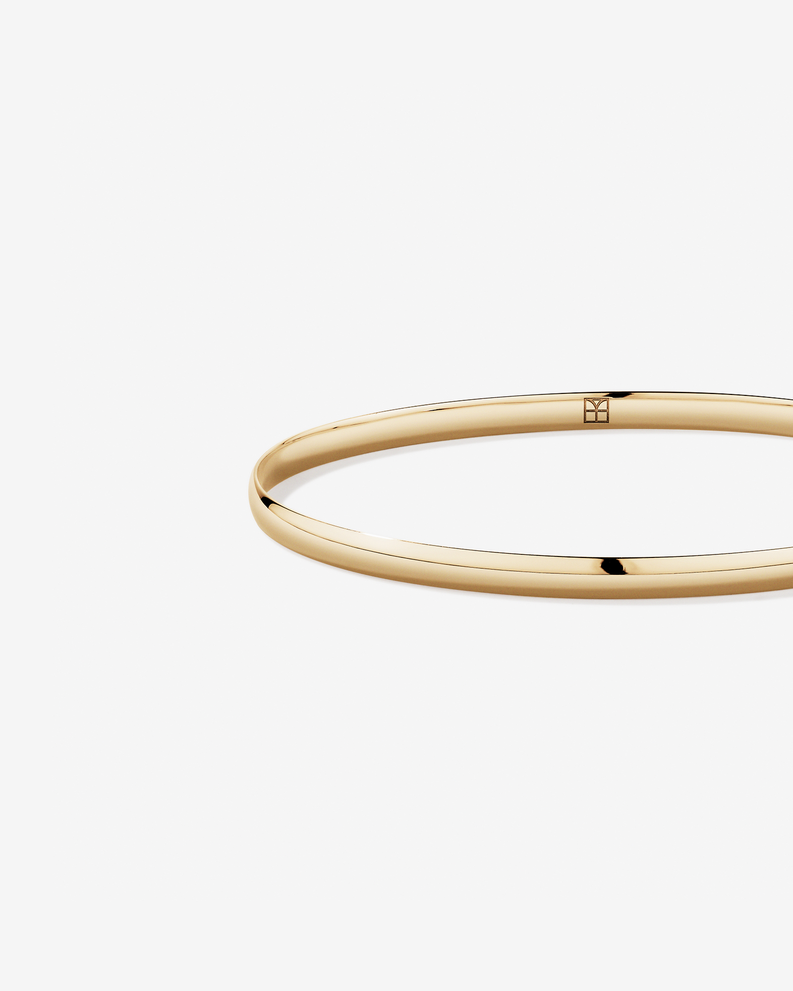 65mm (2.5") 3.8mm Width Solid Oval Bangle in 10kt Yellow Gold