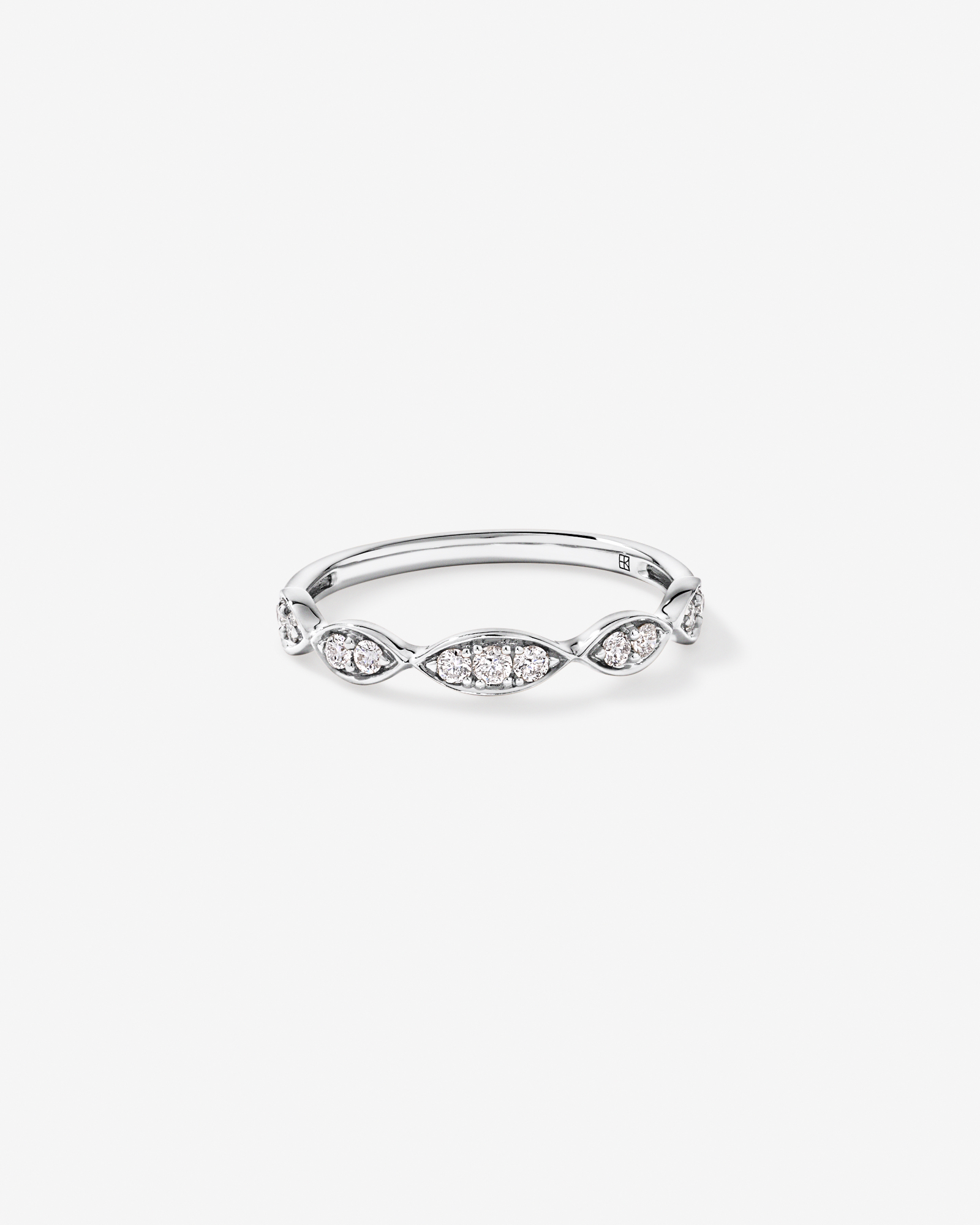 0.20TW Diamond Twist Wedding Band 14kt Gold
