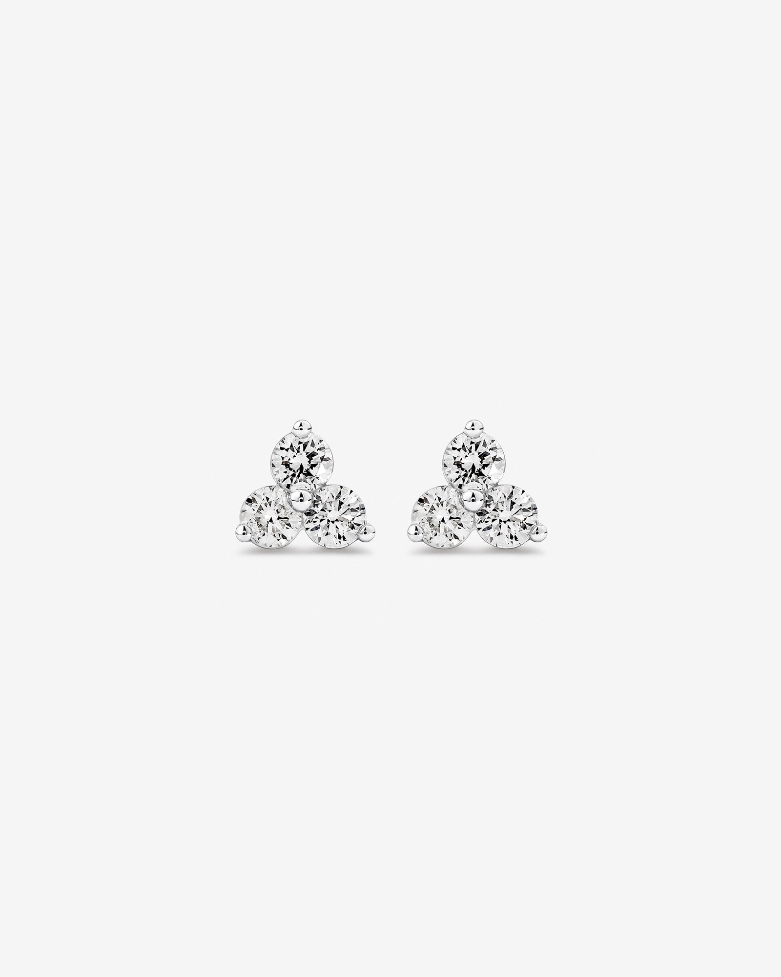 Boucles d’oreilles rondes TW en trio de diamants brillants de 0,50 carat en or blanc 10 carats