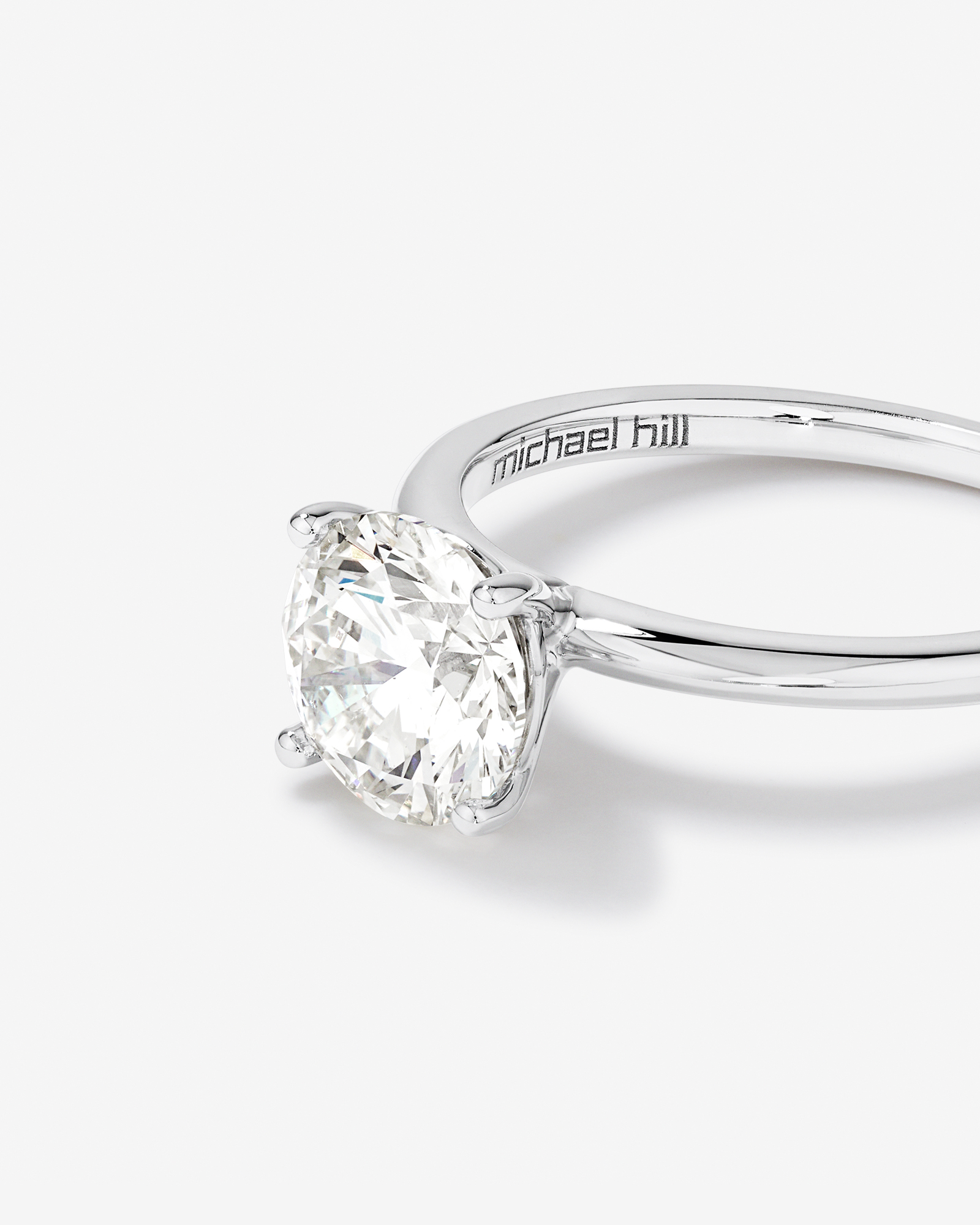Carat TW Round Brilliant Laboratory-Grown Diamond Solitaire Engagement Ring 14kt Gold