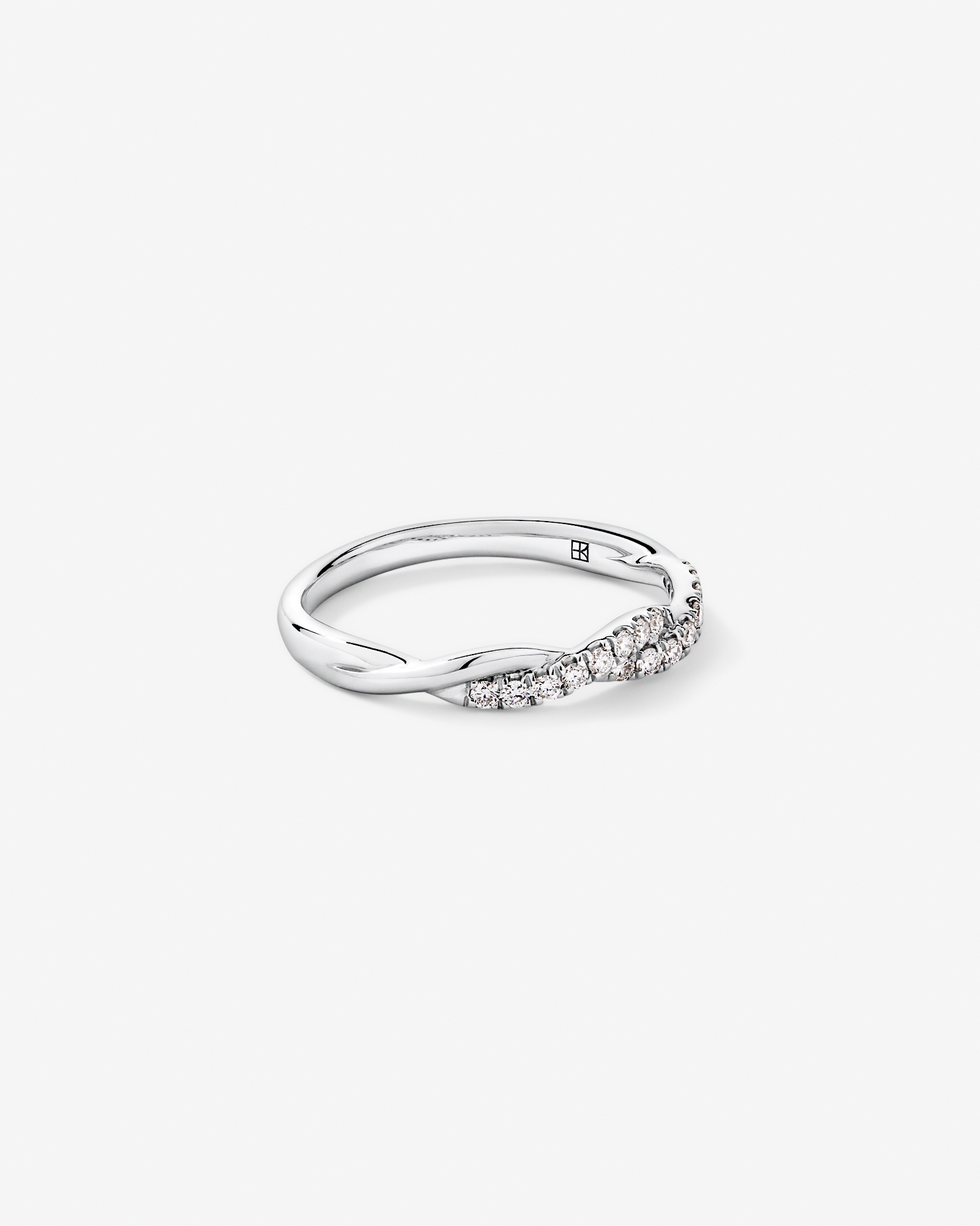 Alliance torsadée en or blanc 14 carats sertie d'un diamant rond brillant de 0,16 carat, cultivé laboratoire