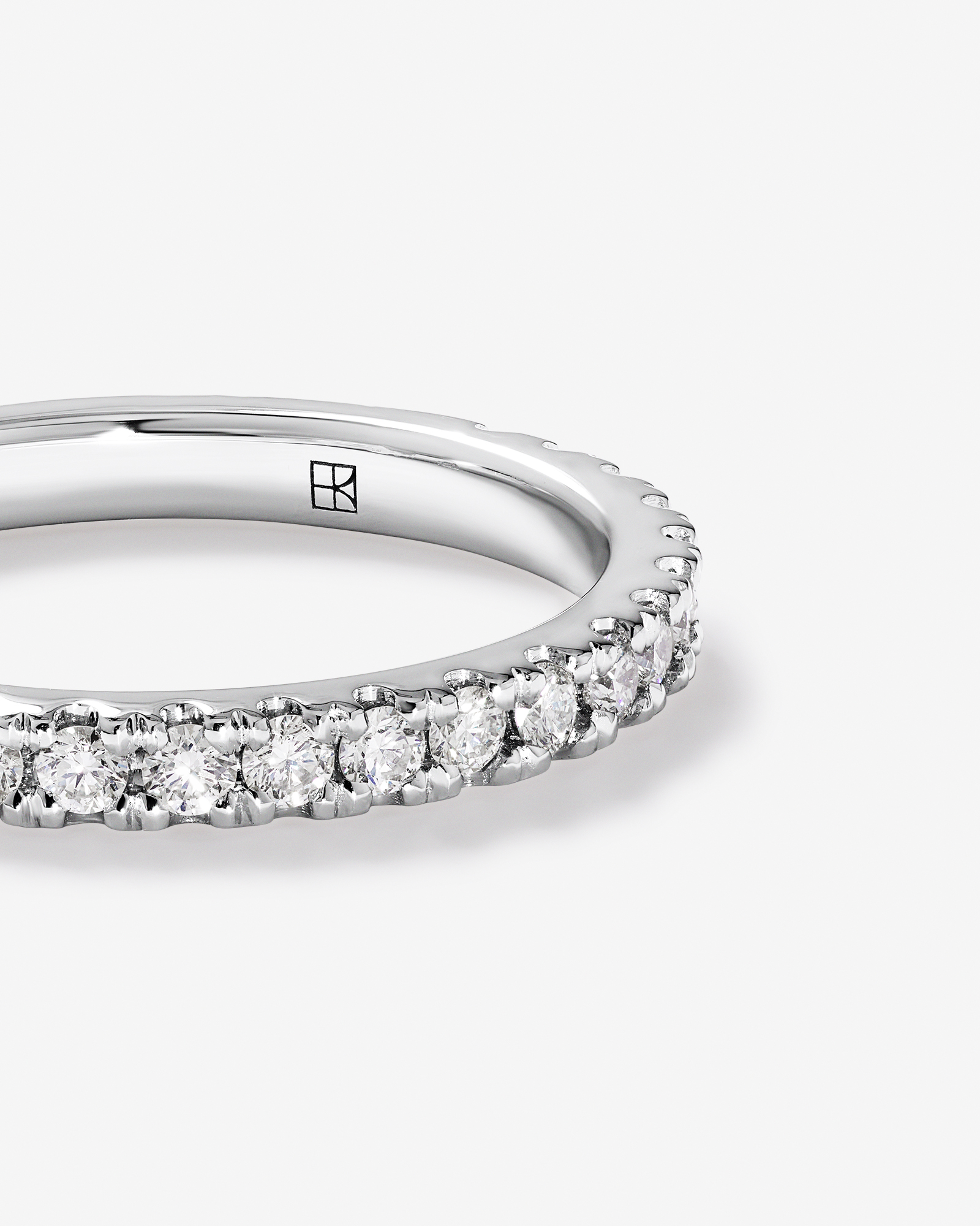 Alliance avec Diamants Ronds Brillants Sertis Griffes de 0,25 Carat TW en Or Blanc 18 kt