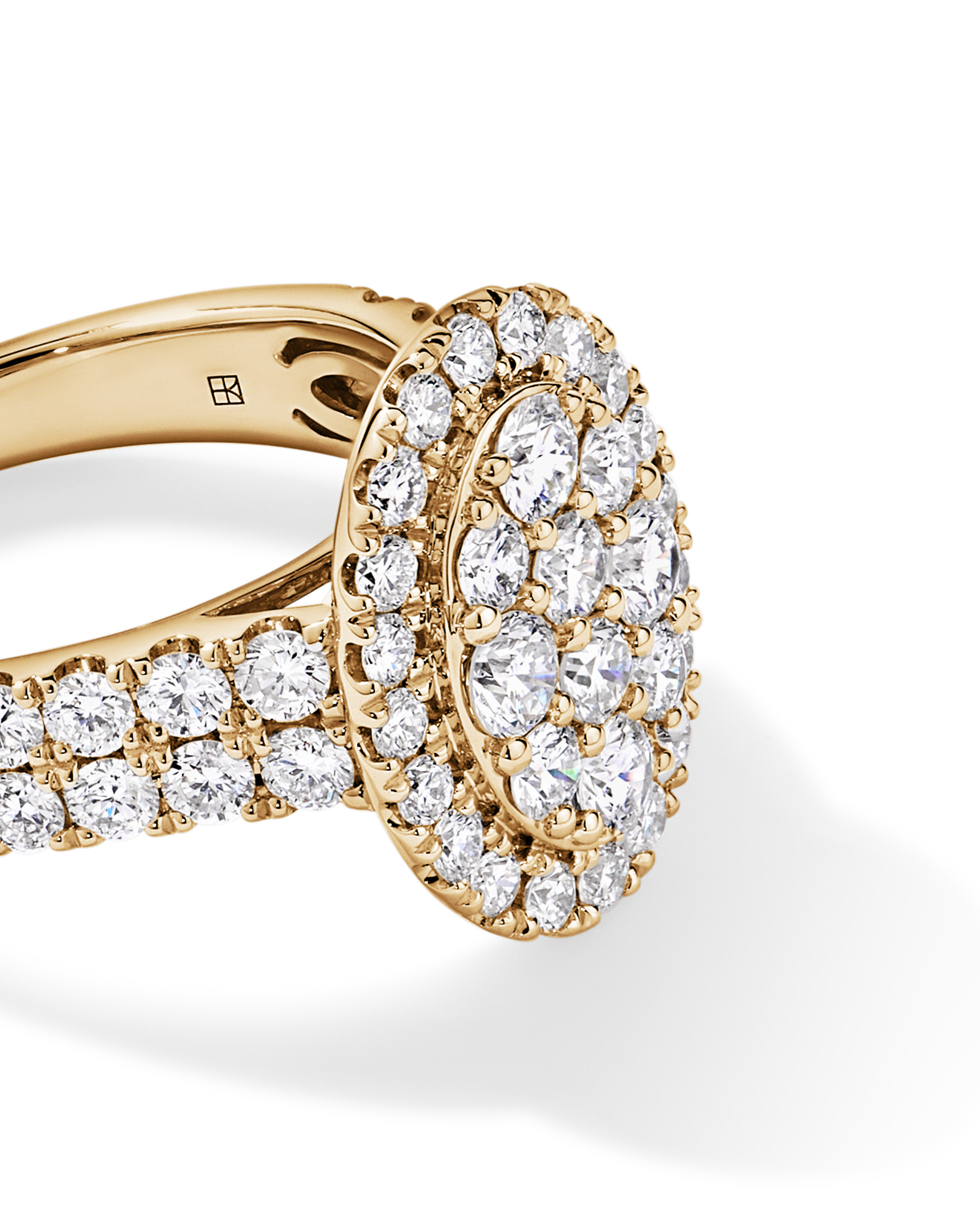 2.00TW Round Brilliant Laboratory-Grown Diamond Cluster Ring 10kt Yellow Gold