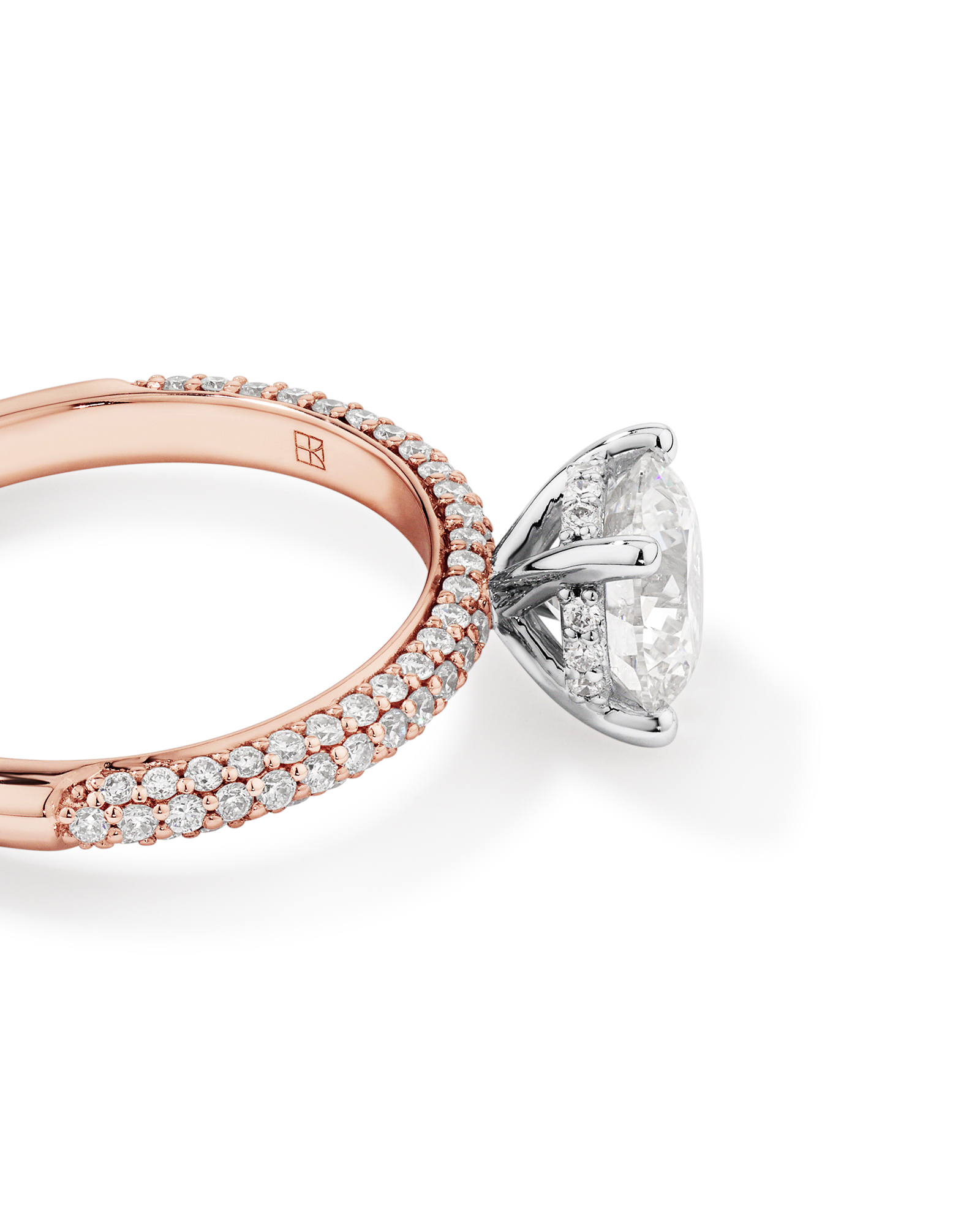 Bague de fiançailles ronde TW de 1,95 carat en diamants brillants et diamants en or rose et blanc 14 carats