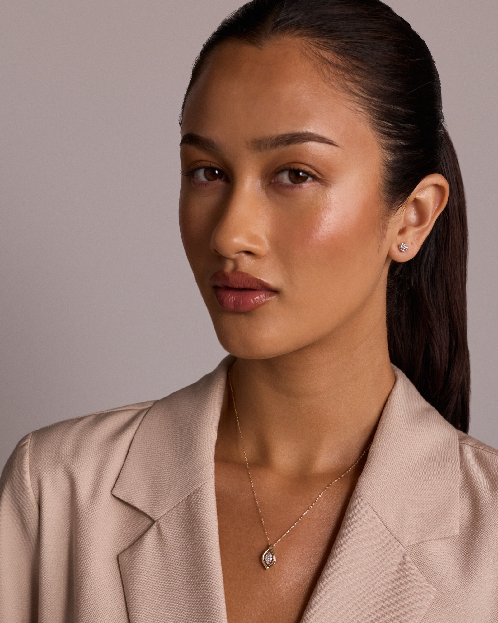 Lume Lab Marquise Pendant with 0.50 Carat TW of Laboratory-Grown Diamond in 10kt Yellow Gold