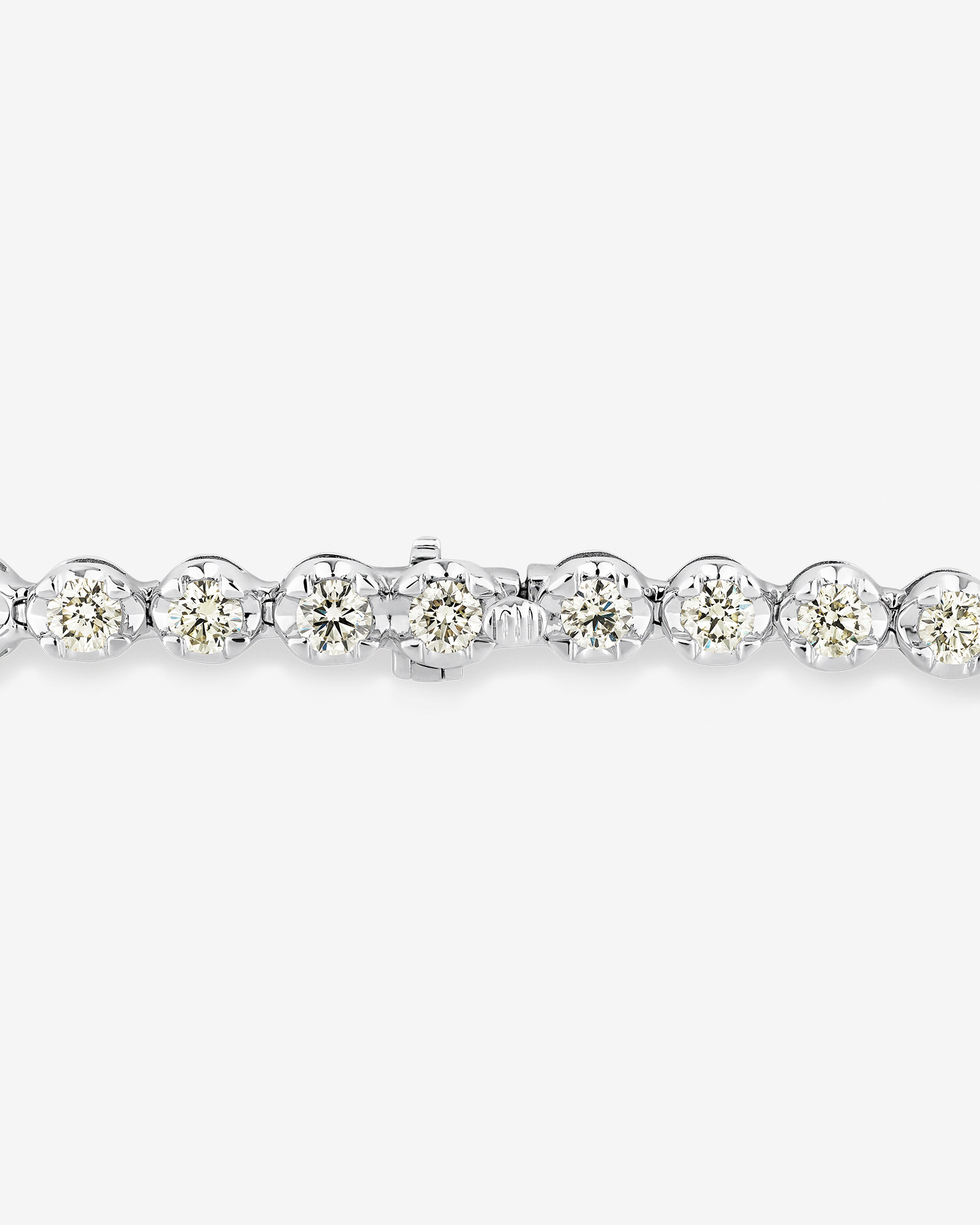 6.00 Carat TW Diamond Tennis Bracelet in 14kt White Gold
