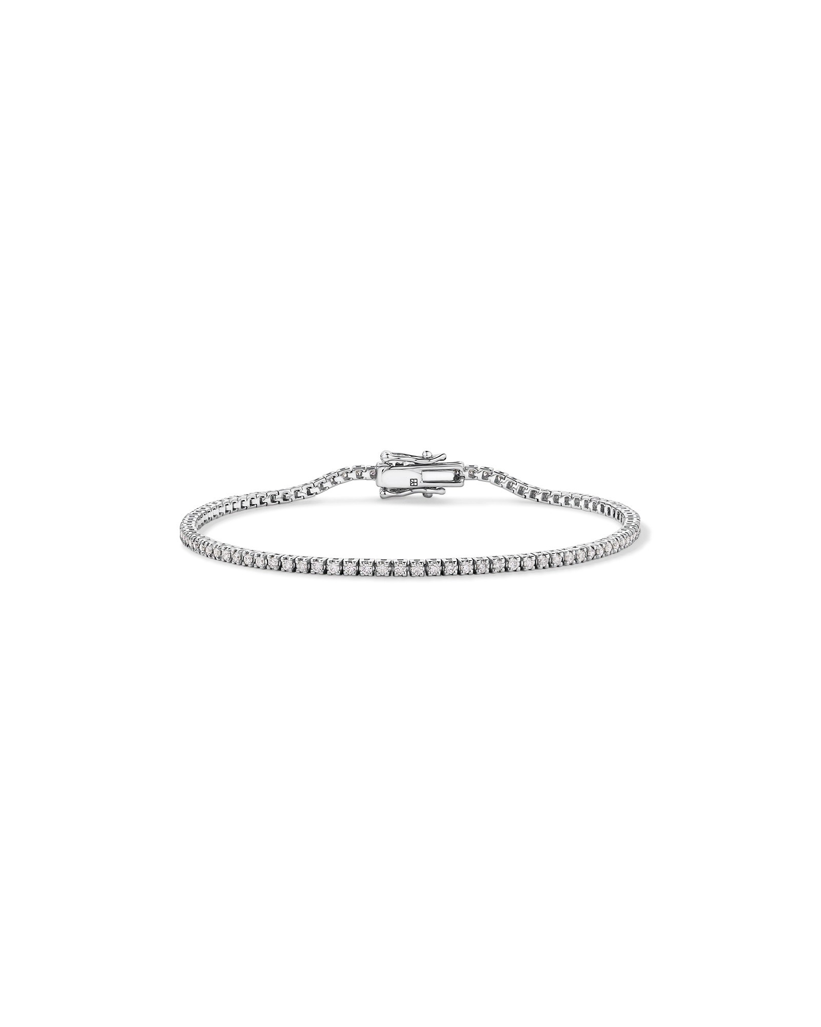 85 Carat TW Diamond Tennis Bracelet in 10kt Gold 15cm