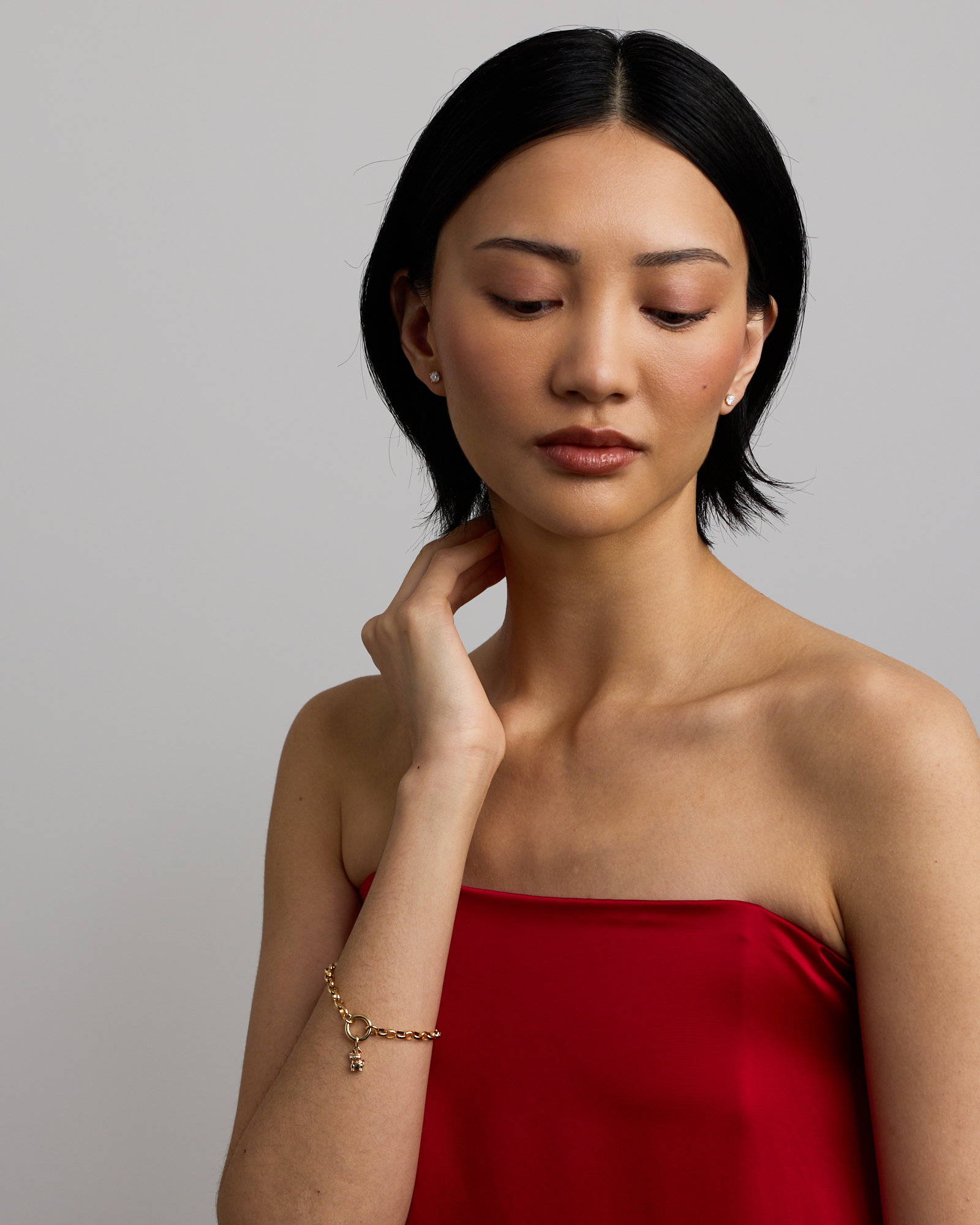 Pendentif chat porte-bonheur avec diamant en or jaune 10 kt