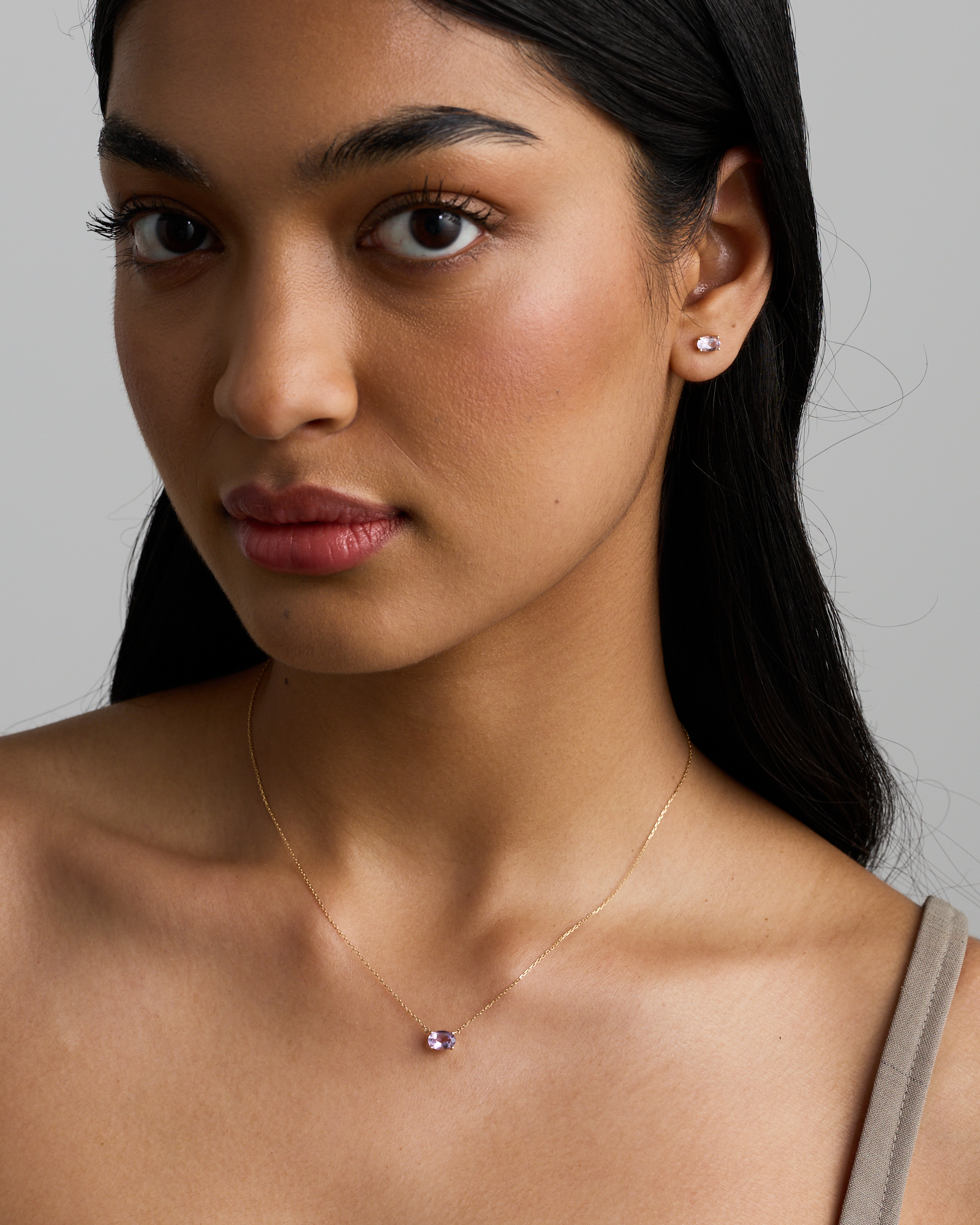 Oval East-West Rose Amethyst Necklace in 10kt Yellow Gold