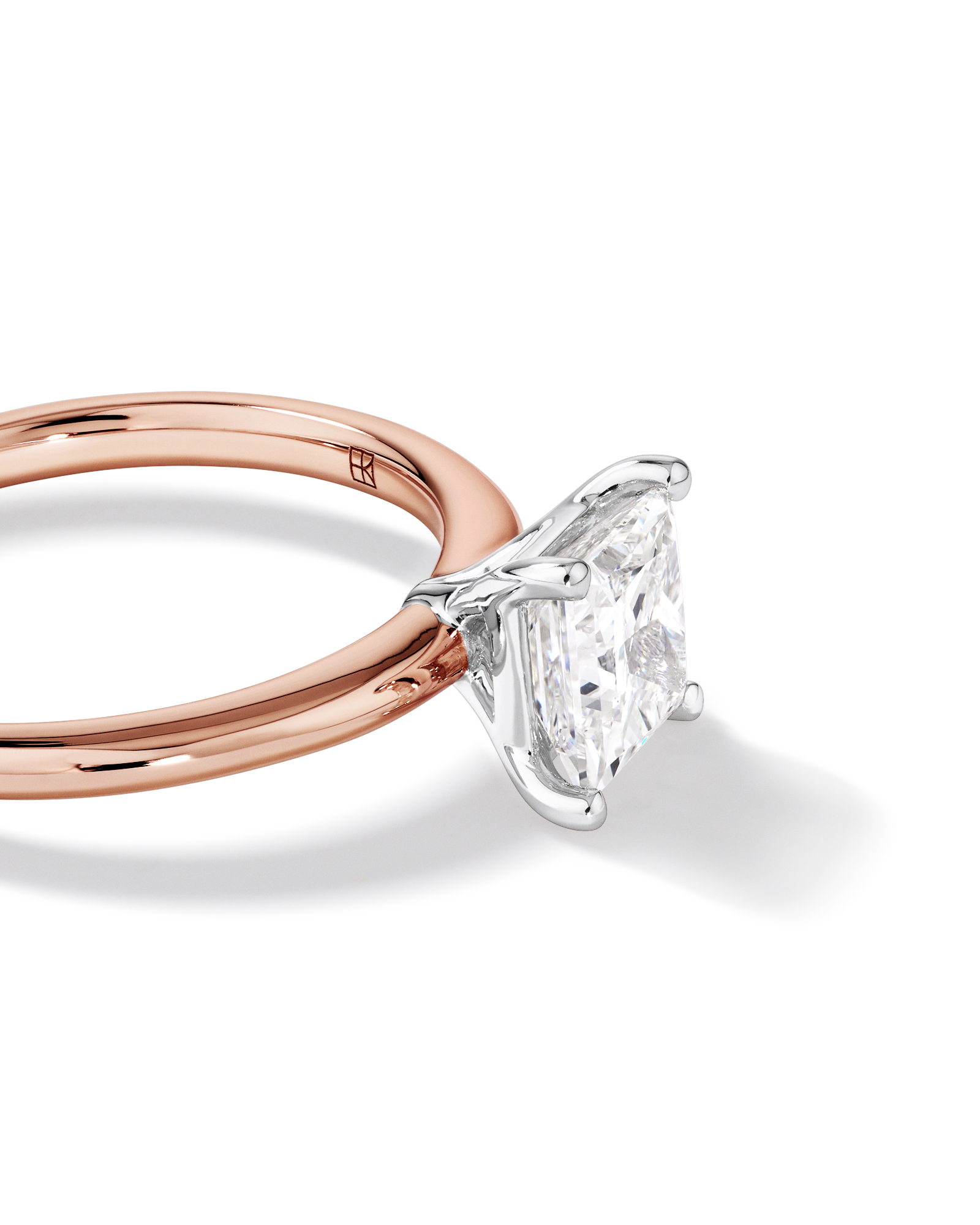 Bague de fiançailles solitaire en diamant cultivé en laboratoire TW Princess Cut de 1,25 carat en or rose et blanc 14 carats