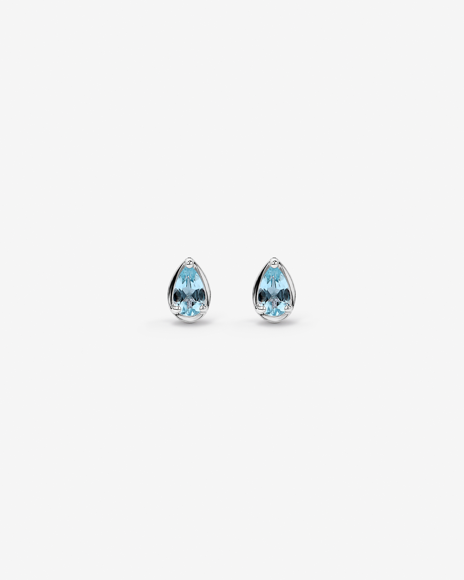 Pear-Cut Aquamarine Stud Earrings in Sterling Silver