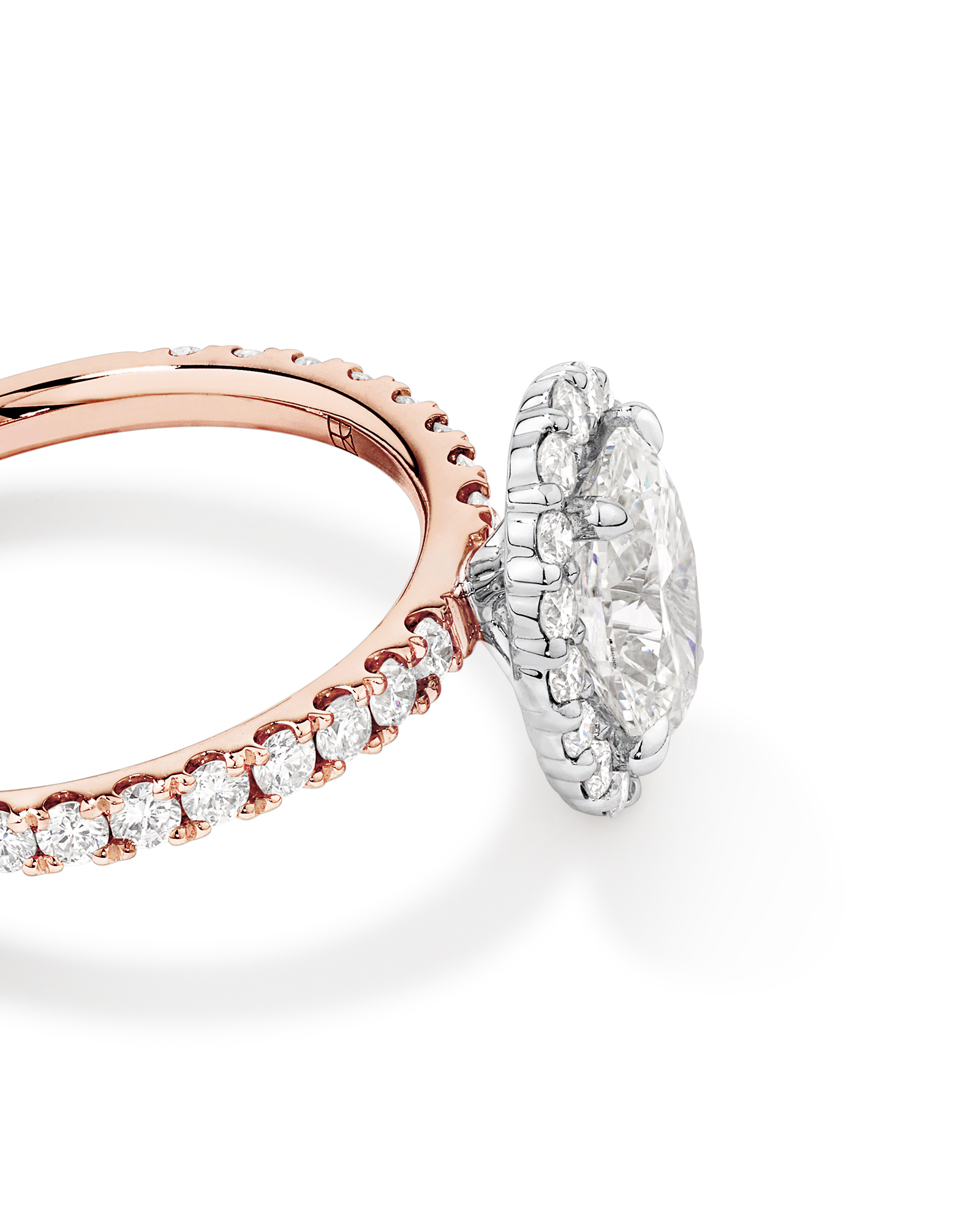 Bague de fiançailles ovale TW de 1,78 carat en or rose et blanc 14 carats