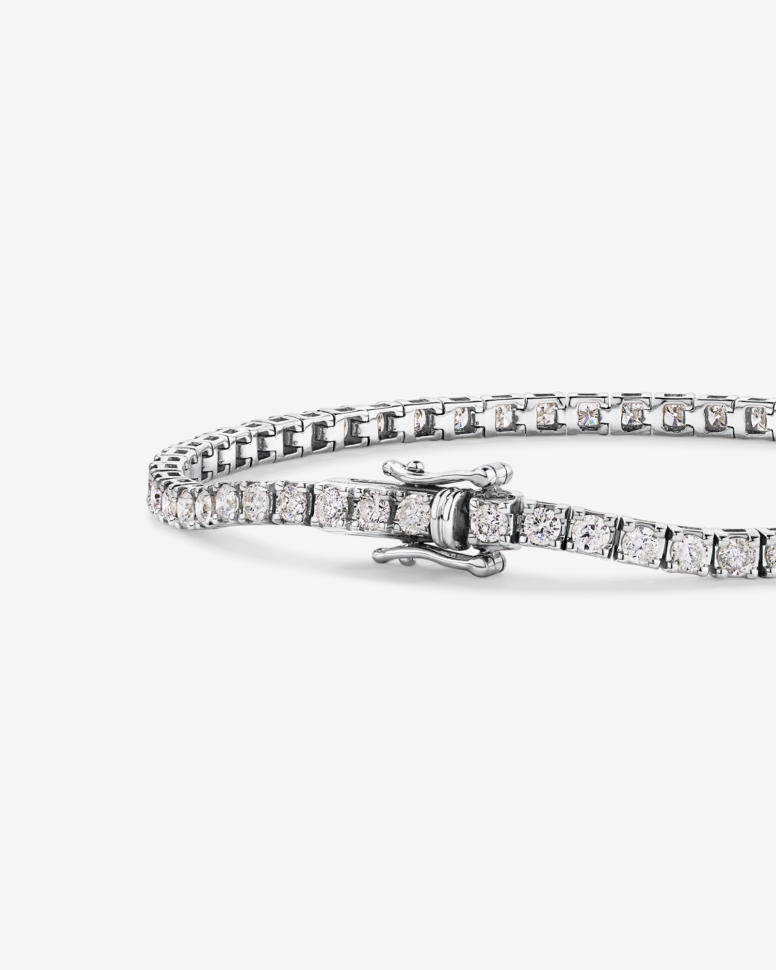 4.00 Carat TW Diamond Tennis Bracelet in 10kt White Gold