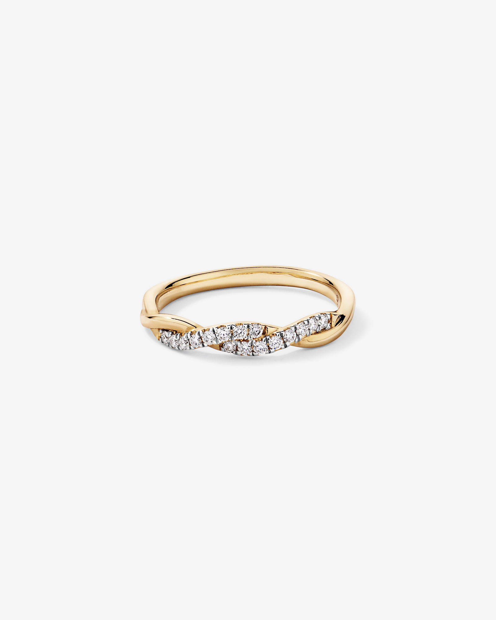 Alliance torsadée en or jaune 14 carats rhodié, sertie d'un diamant rond brillant de synthèse 0,16 carat