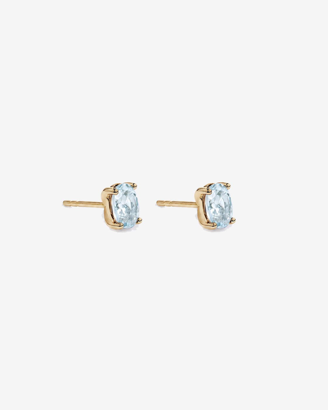 Oval Aquamarine Stud Earrings in 10kt Yellow Gold