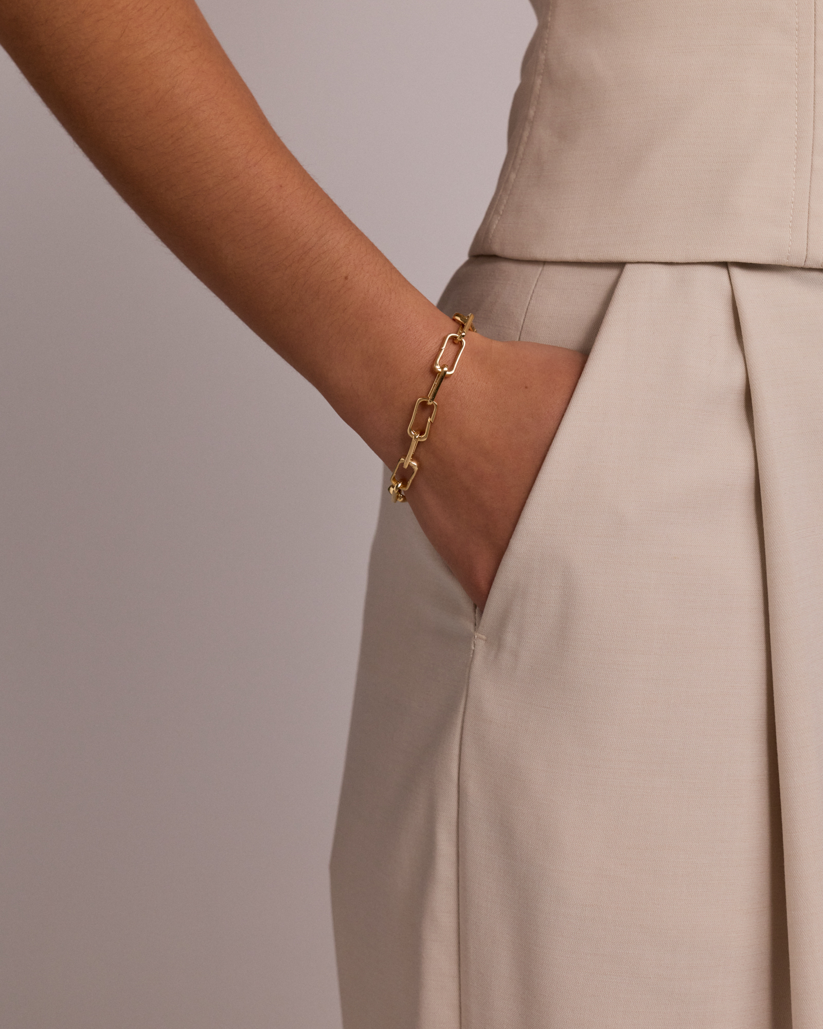 20.5cm (8") Alternate Clip Link Bracelet in 18ct Yellow Gold Vermeil