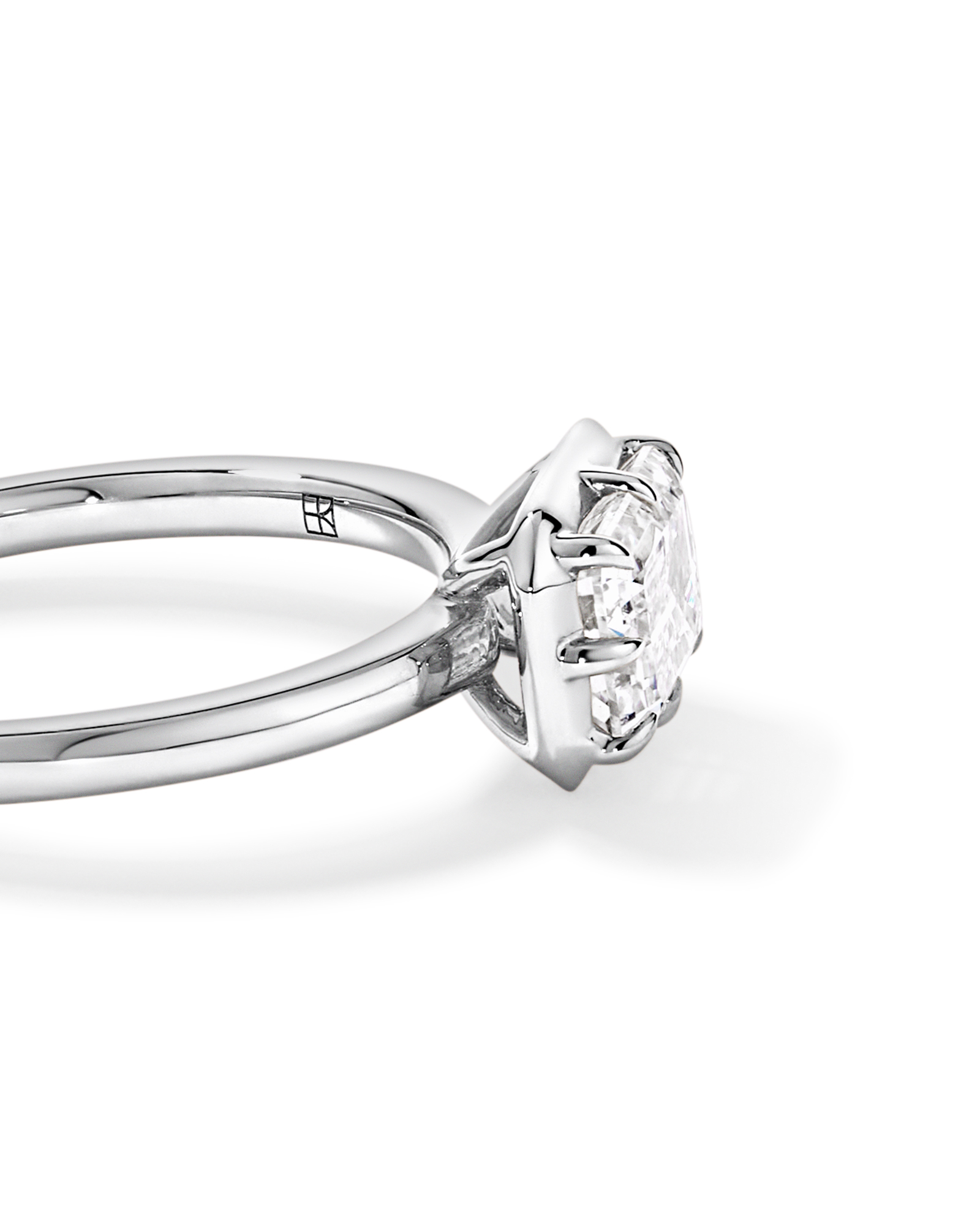 1.50TW Emerald Cut Laboratory-Grown Diamond Solitaire Ring 14kt Gold