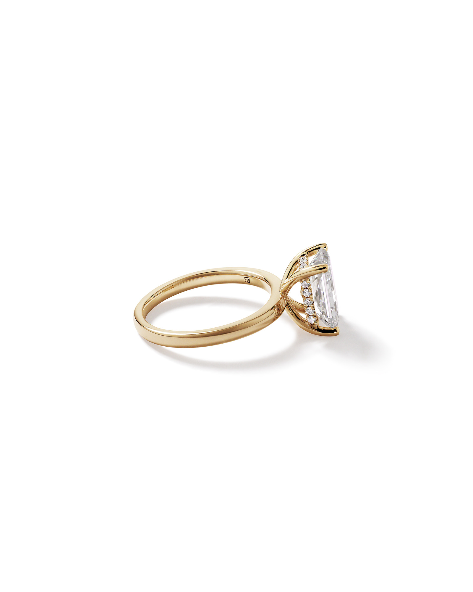 Bague solitaire en or jaune 18 carats avec diamant taille radiant de 3,10 carats (poids total)
