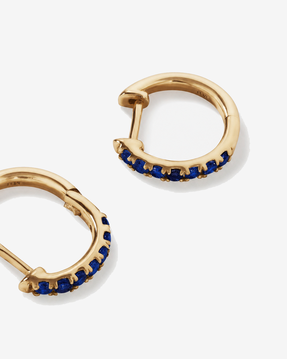 Boucles d'oreilles anneaux Saphir en or jaune 10 ct