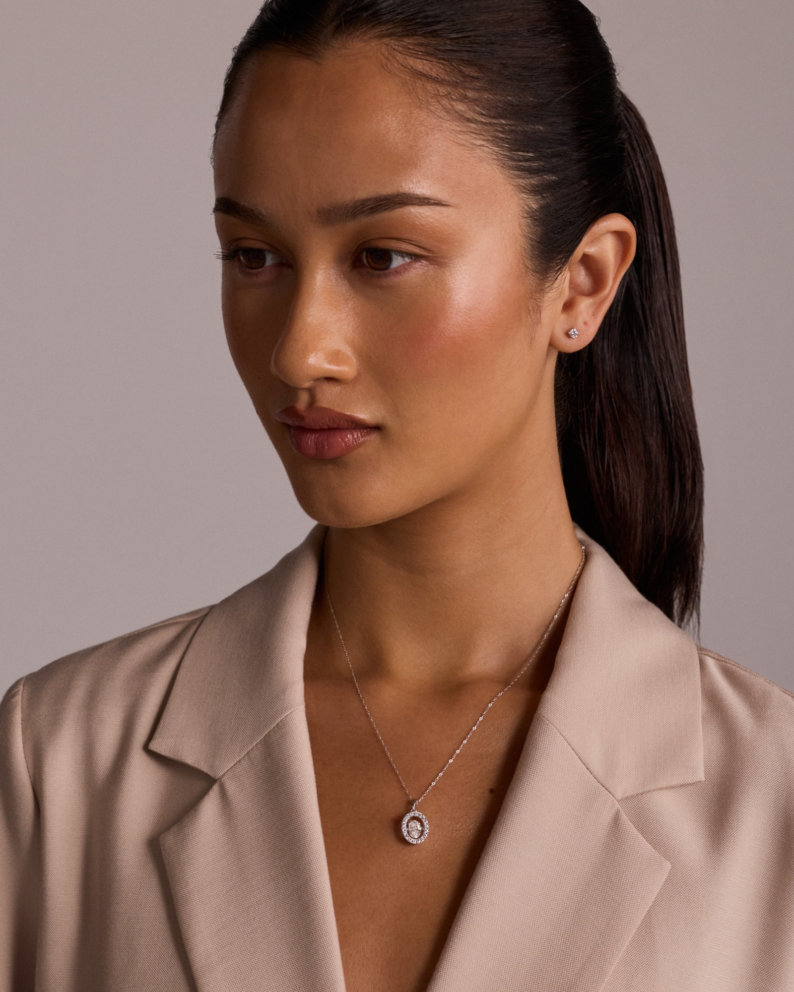 Lume Lab Oval Pendant with 1.00 Carat TW of Laboratory-Grown Diamond in 10kt White Gold