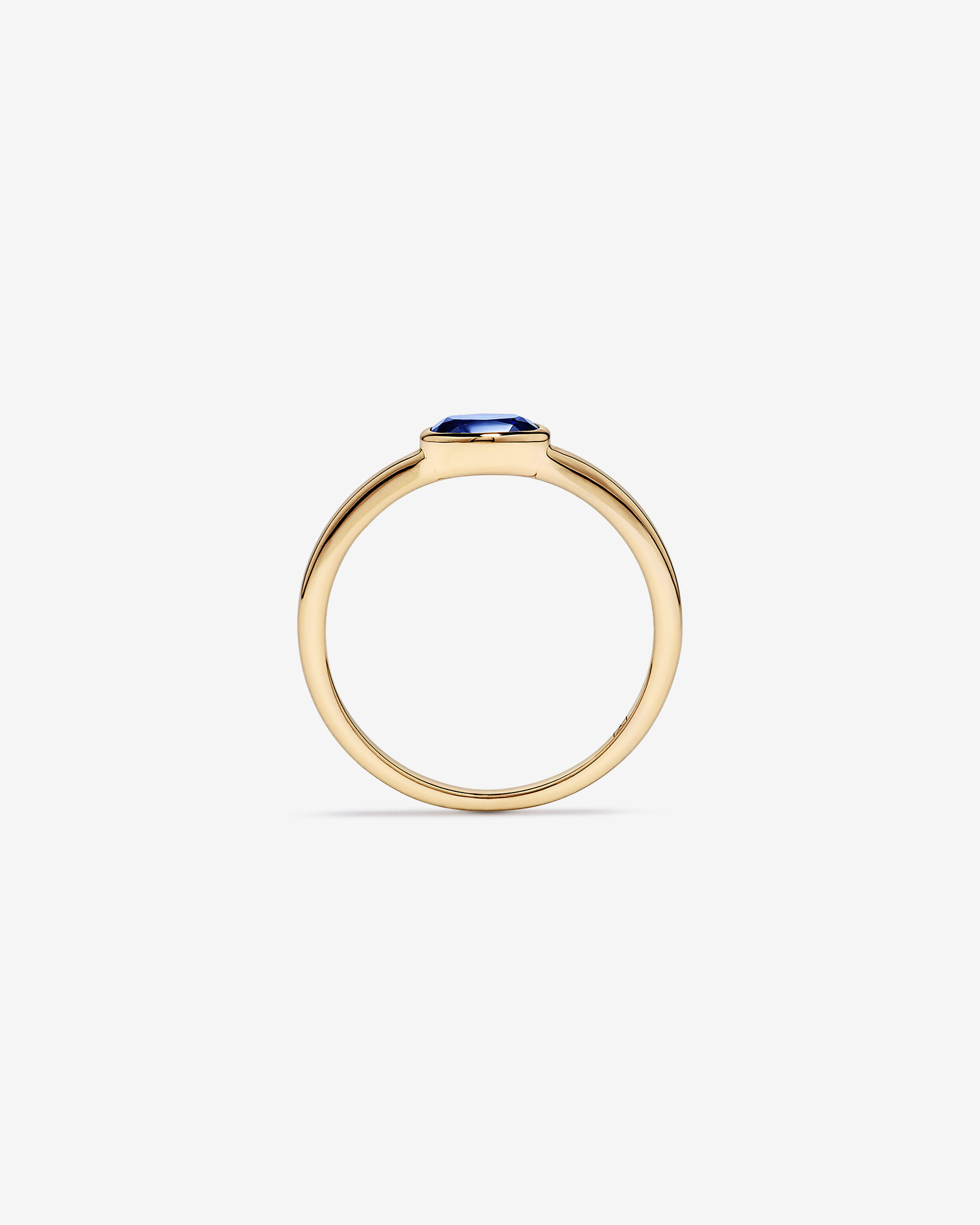 Anneau à lunette en saphir créé d’est ouest or jaune 10 carats