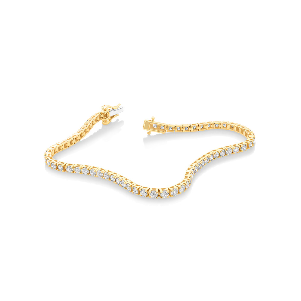 3.28 Carat TW Diamond Tennis Bracelet in 10kt Yellow Gold