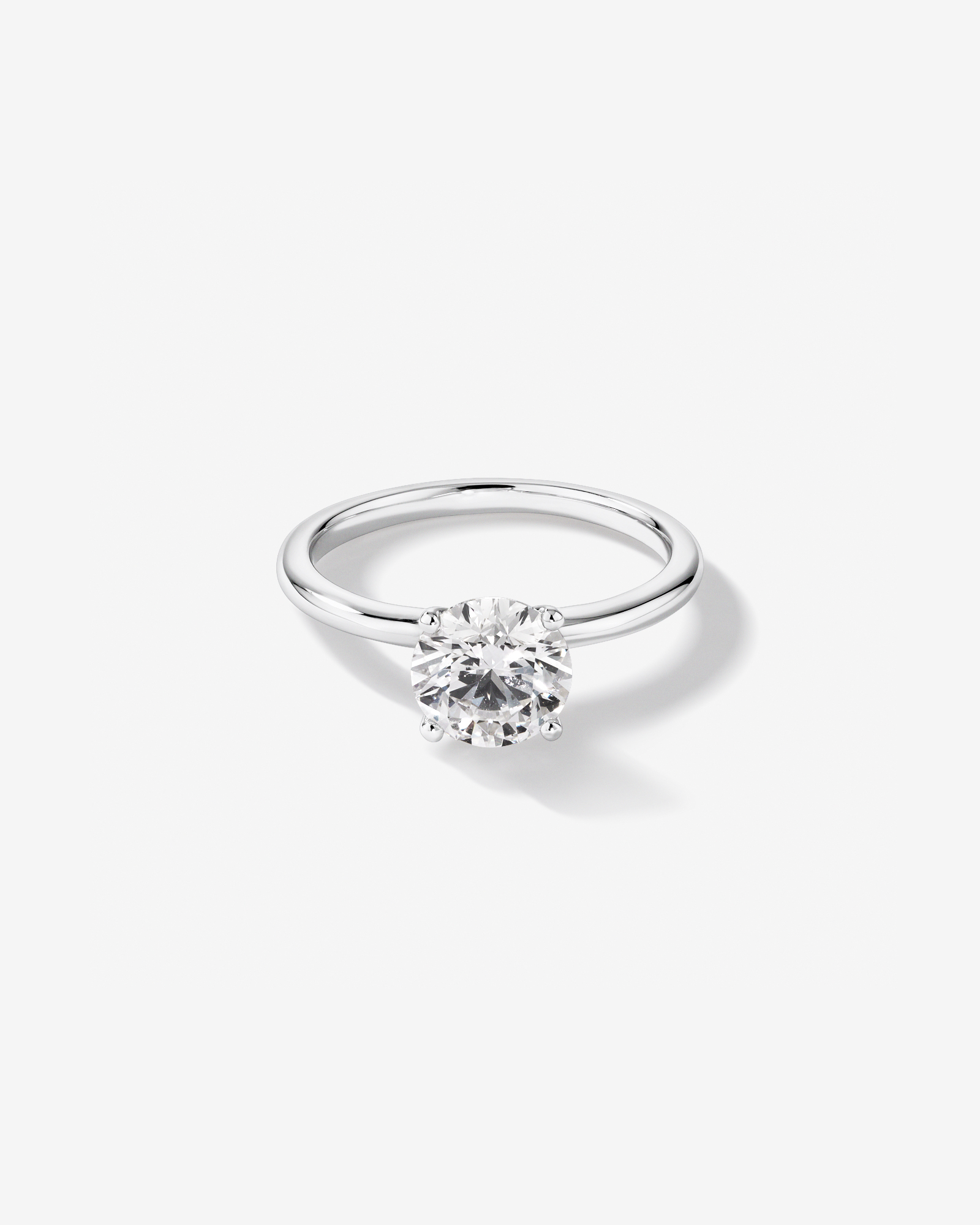 Bague De Fiançailles Solitaire En Diamant Laboratoire Rond Brillant 1,50 Carat Poids Total Or Blanc 14 Carats