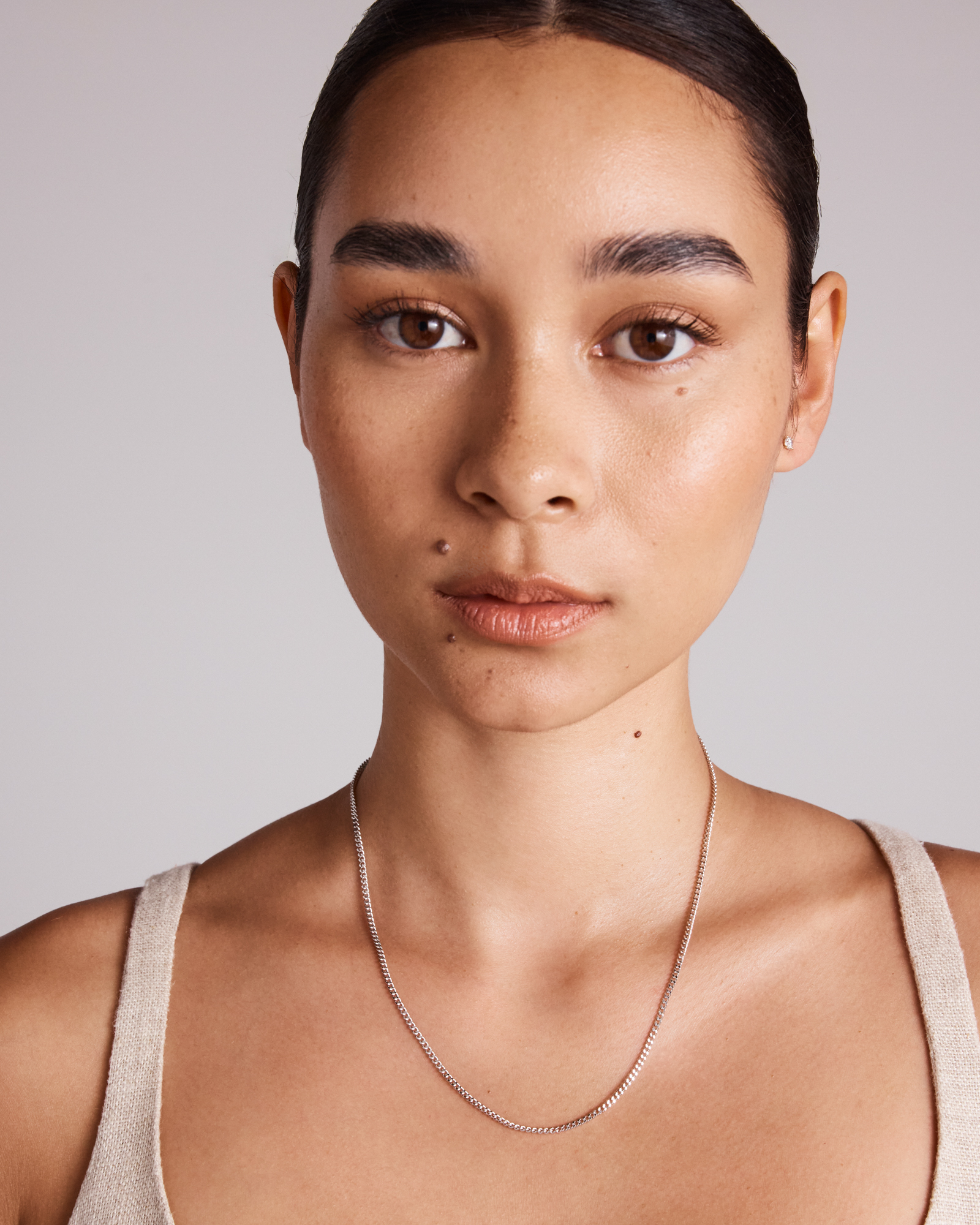 55cm (22") 2-2.5mm Width Fine Curb Chain Necklace in Sterling Silver