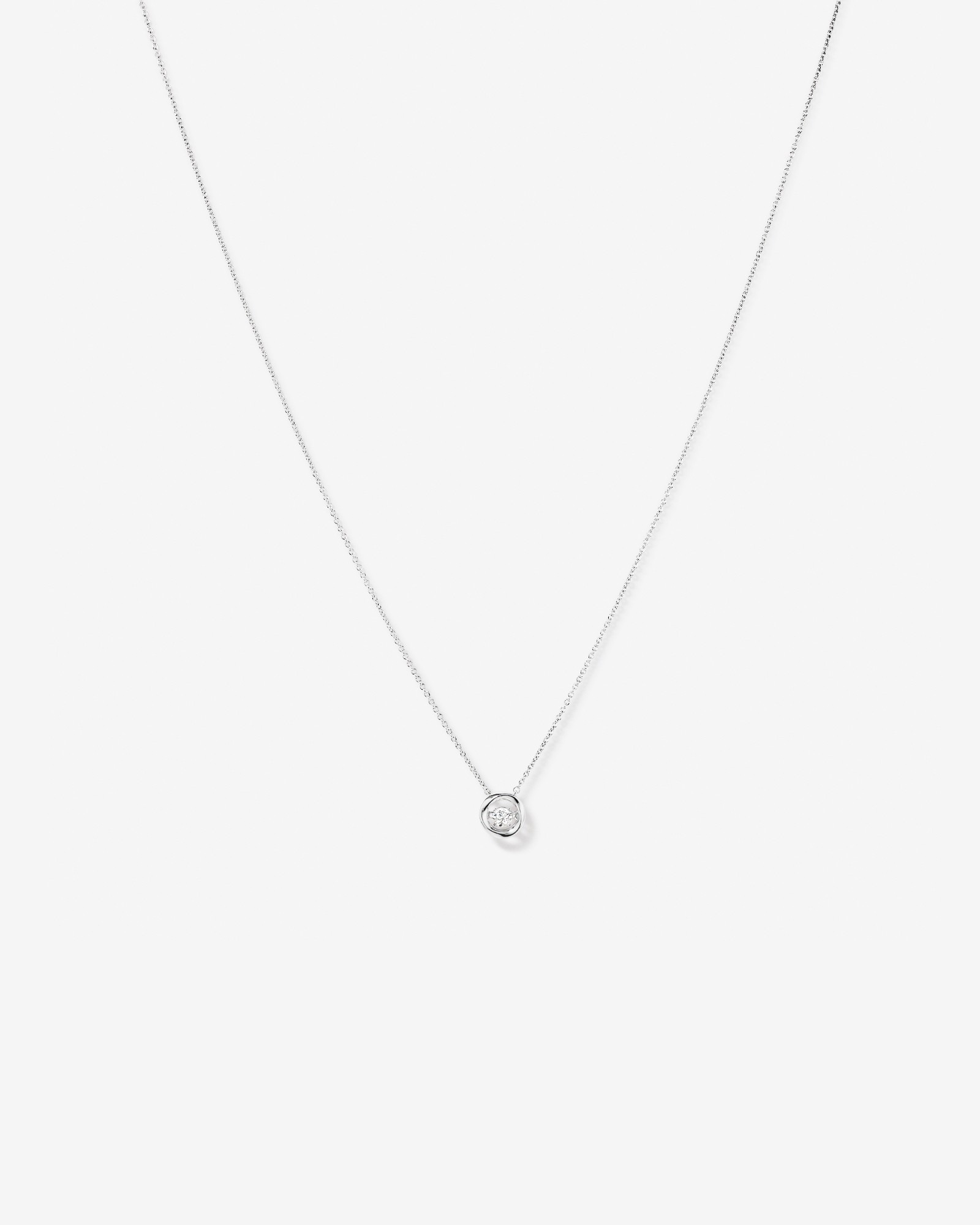 Pendentif rond de laboratoire Lume avec 0,10 carat TW de diamants cultivés en laboratoire en argent sterling
