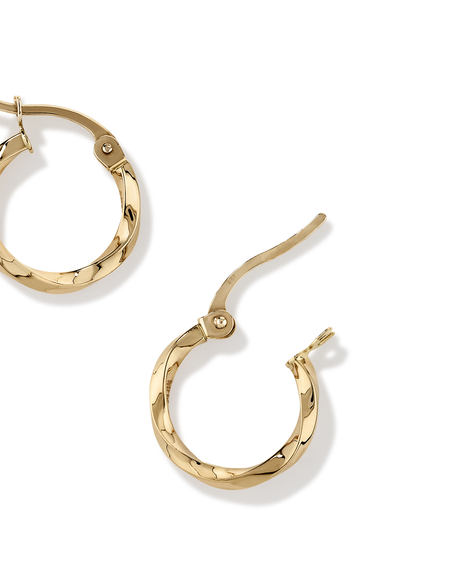 10mm Square Twist Hoop Earrings 10kt Yellow Gold