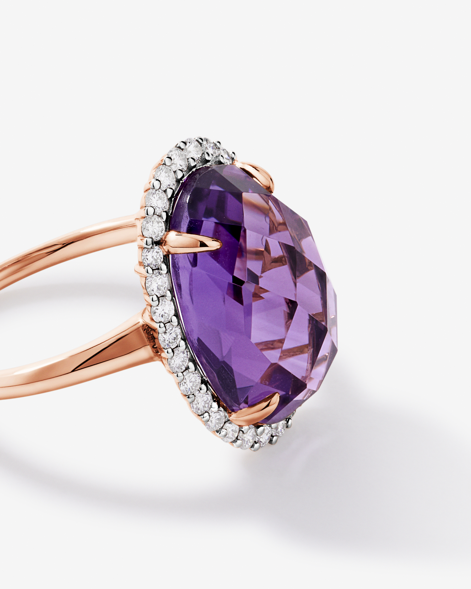 Oval Amethyst & 0.35 Carat TW Diamond Halo Ring 10kt Rose Gold with Rhodium