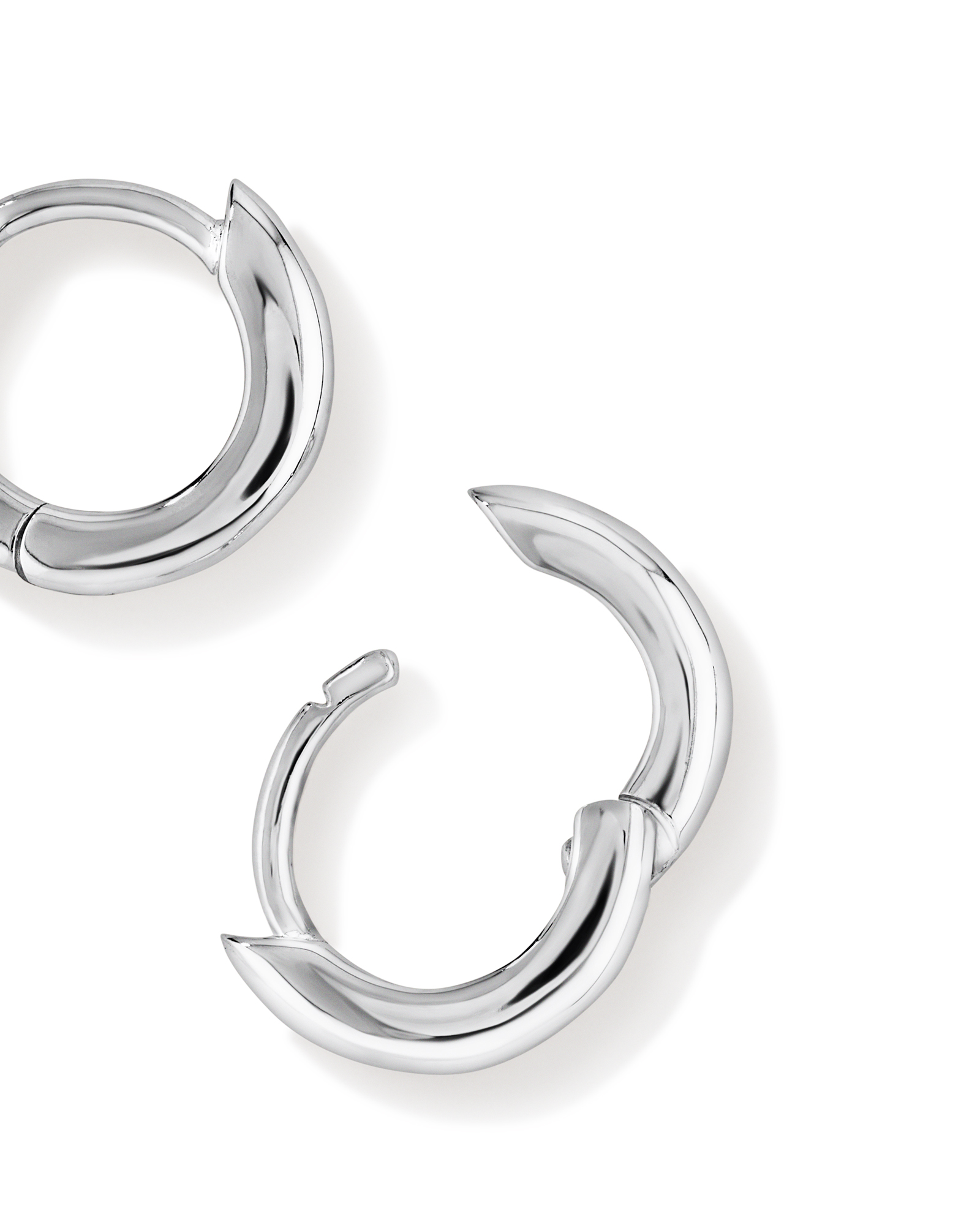 Anneaux courts en argent sterling de 11 mm