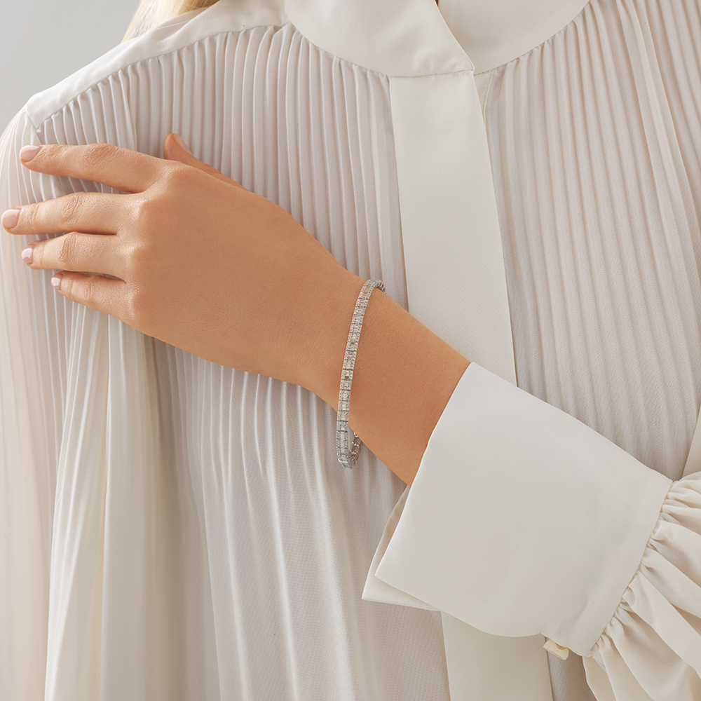 3.37 Carat TW Baguette Diamond Tennis Bracelet in 14kt White Gold