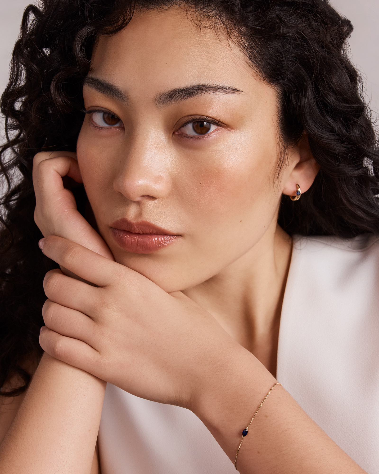 Bracelet avec Saphir Synthétique Marquise Est-Ouest en Or Jaune 10 carats