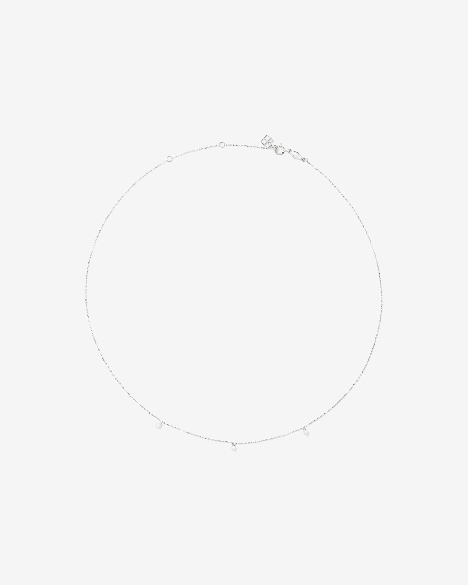 Collier de perles de culture d'eau douce en or blanc 10 carats