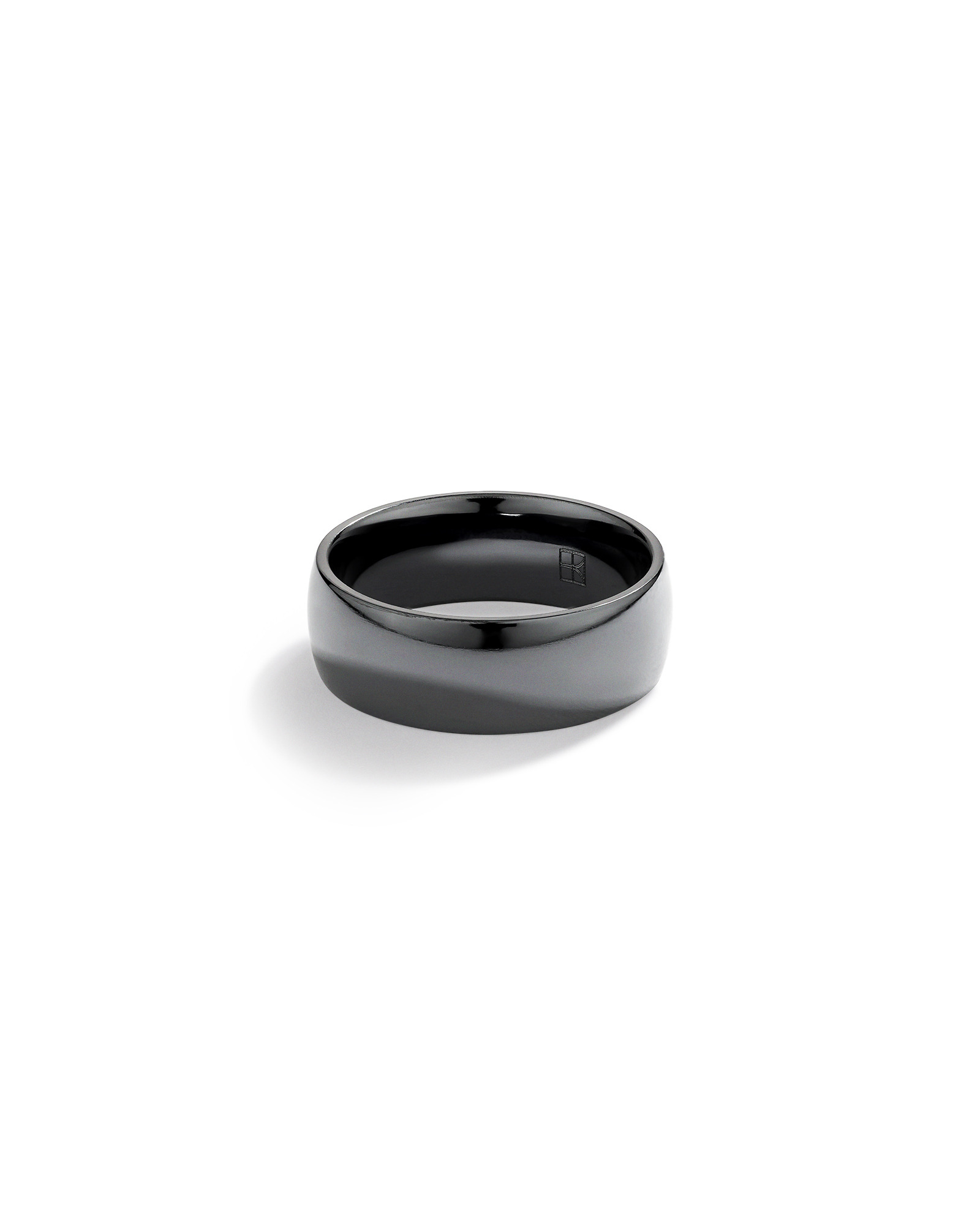 Bague de mariage en titane noir poli à dôme de 8 mm