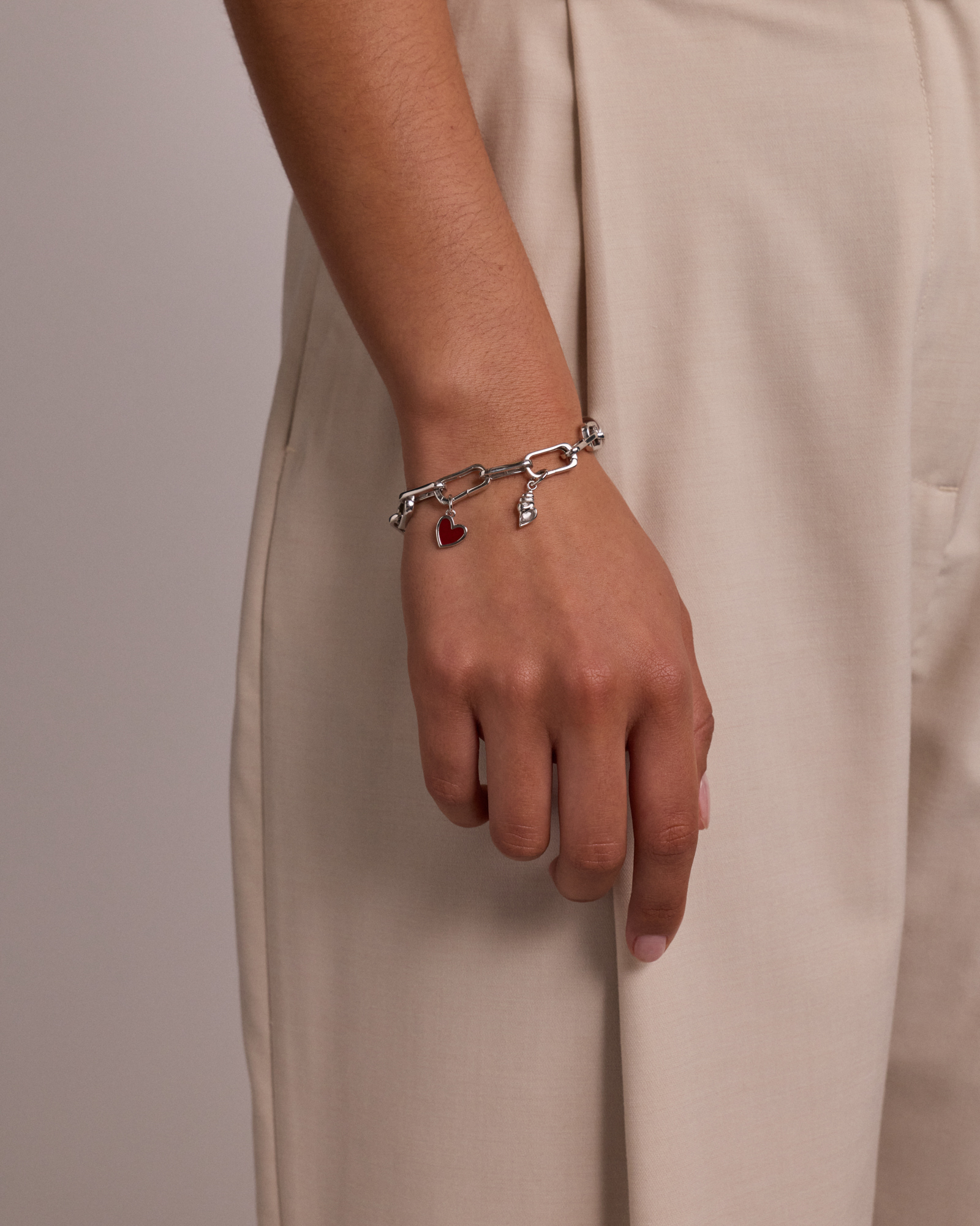 20.5cm (8.1") Alternate Clip Link Bracelet in Sterling Silver