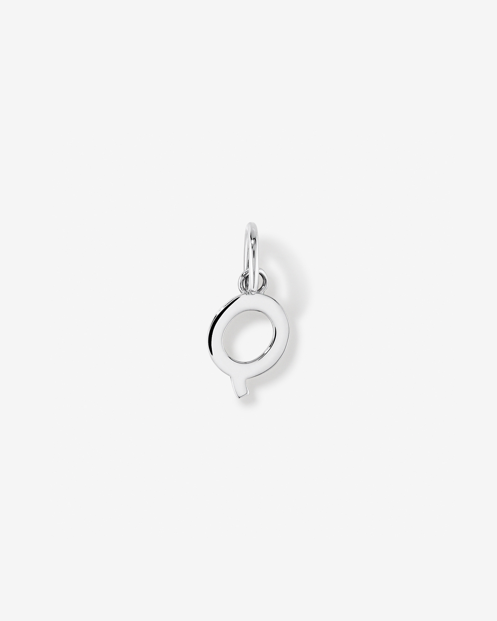 Letter Q Initial Pendant in Sterling Silver