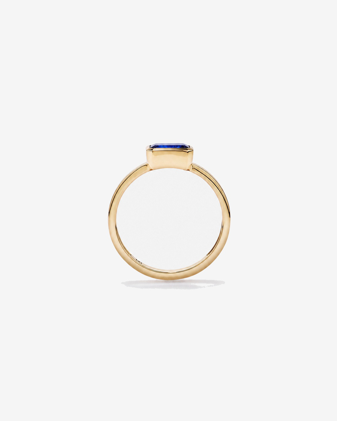 Bague Saphir créé sertie clos en or jaune 10 ct