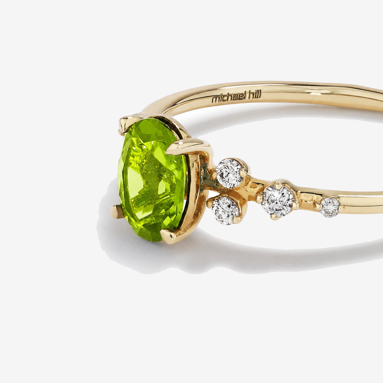 Peridot and 0.12 Carat TW Diamond Ring 10kt Yellow Gold