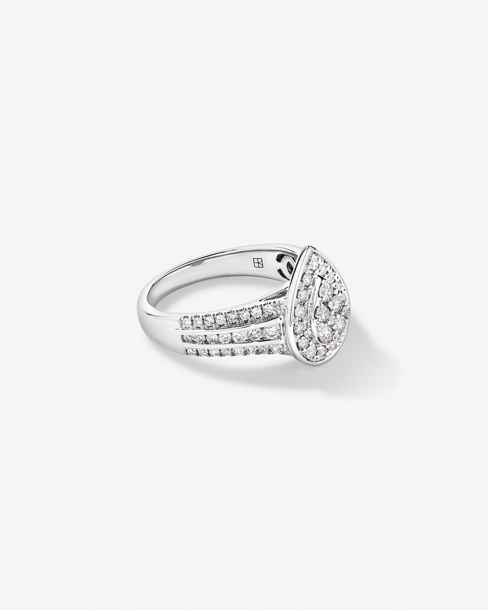 0.85 Carat TW Pear-Shaped Diamond Cluster Ring 10kt Gold